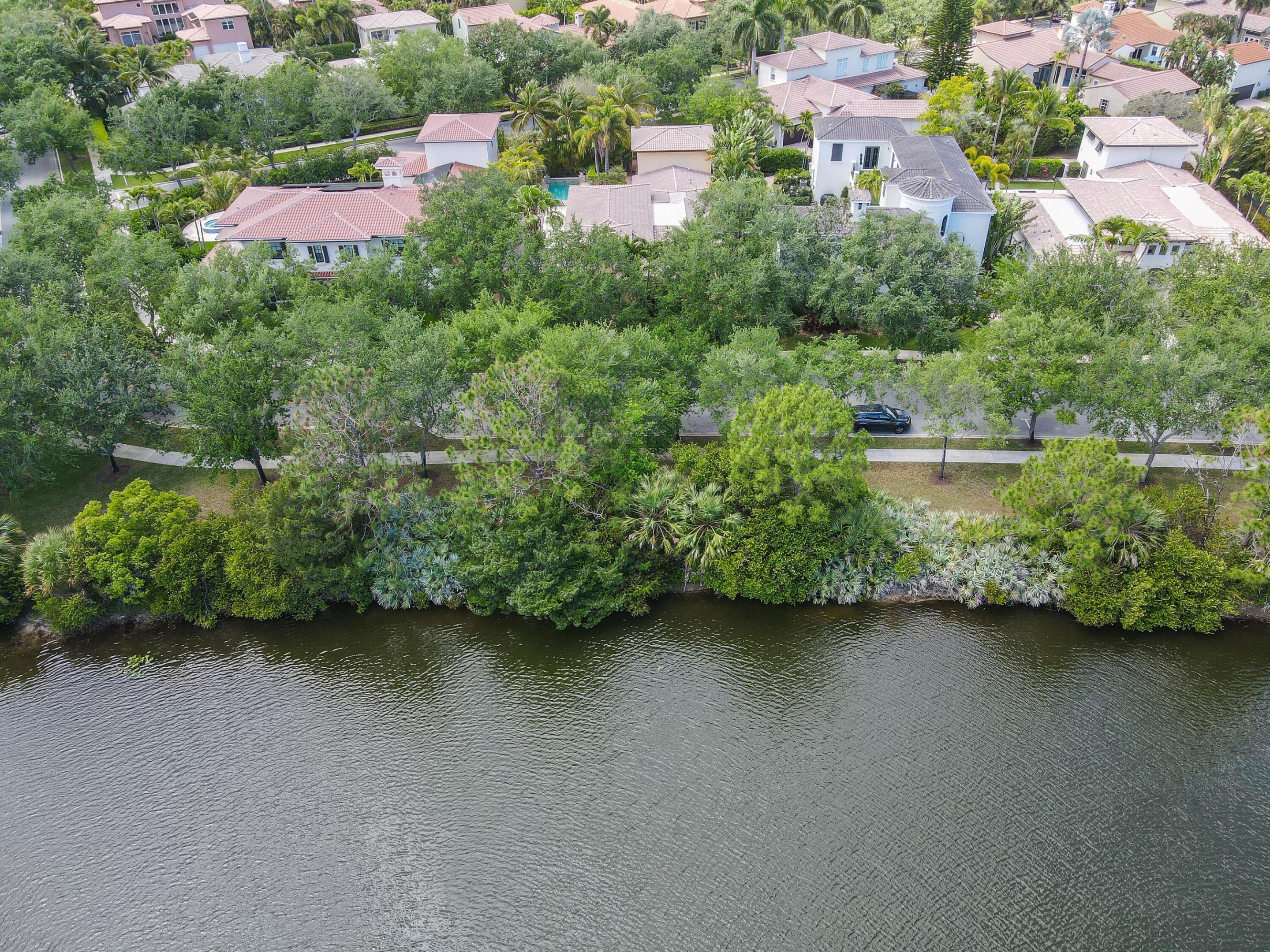 147 Segovia Way
