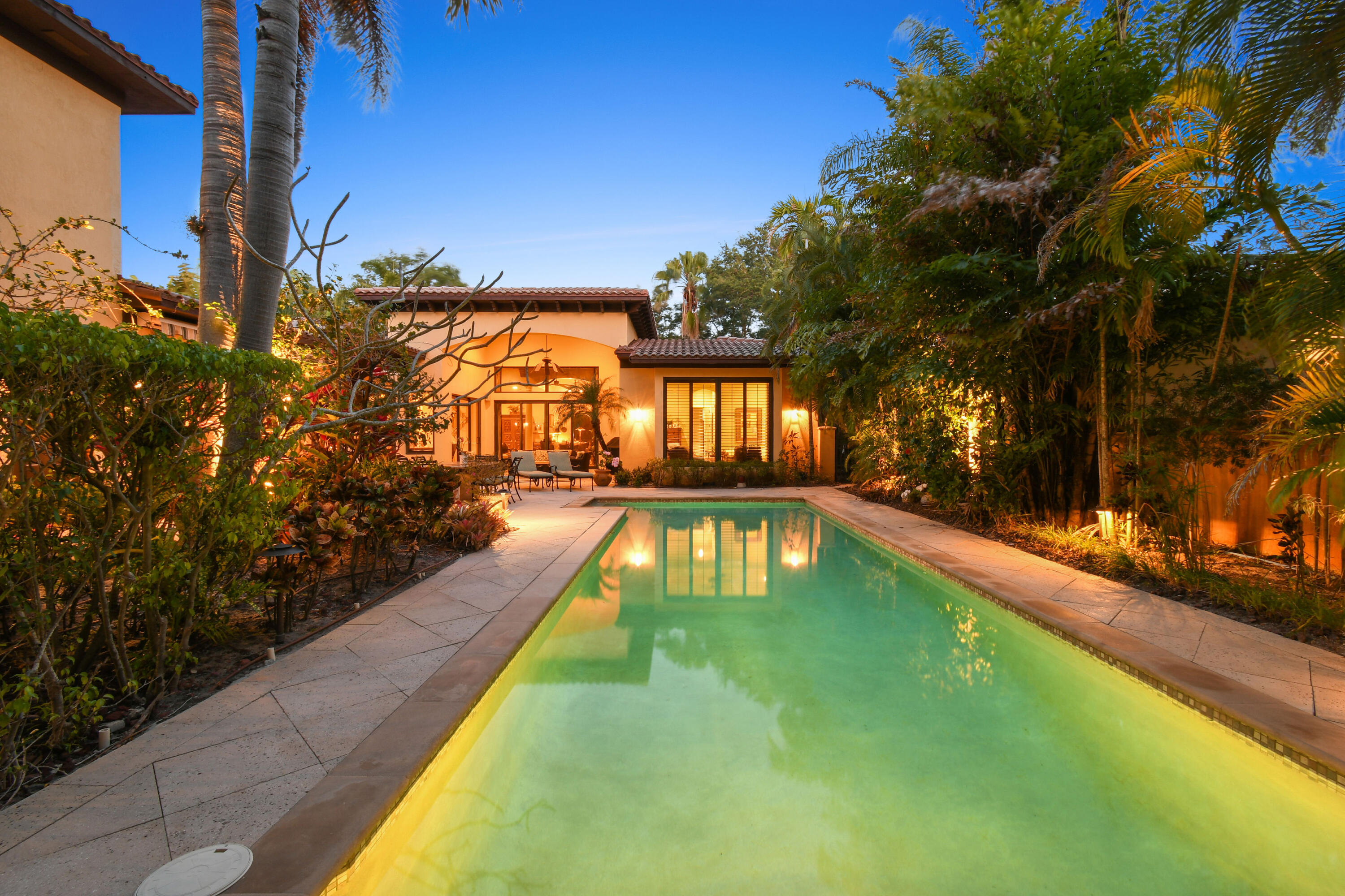 147 Segovia Way