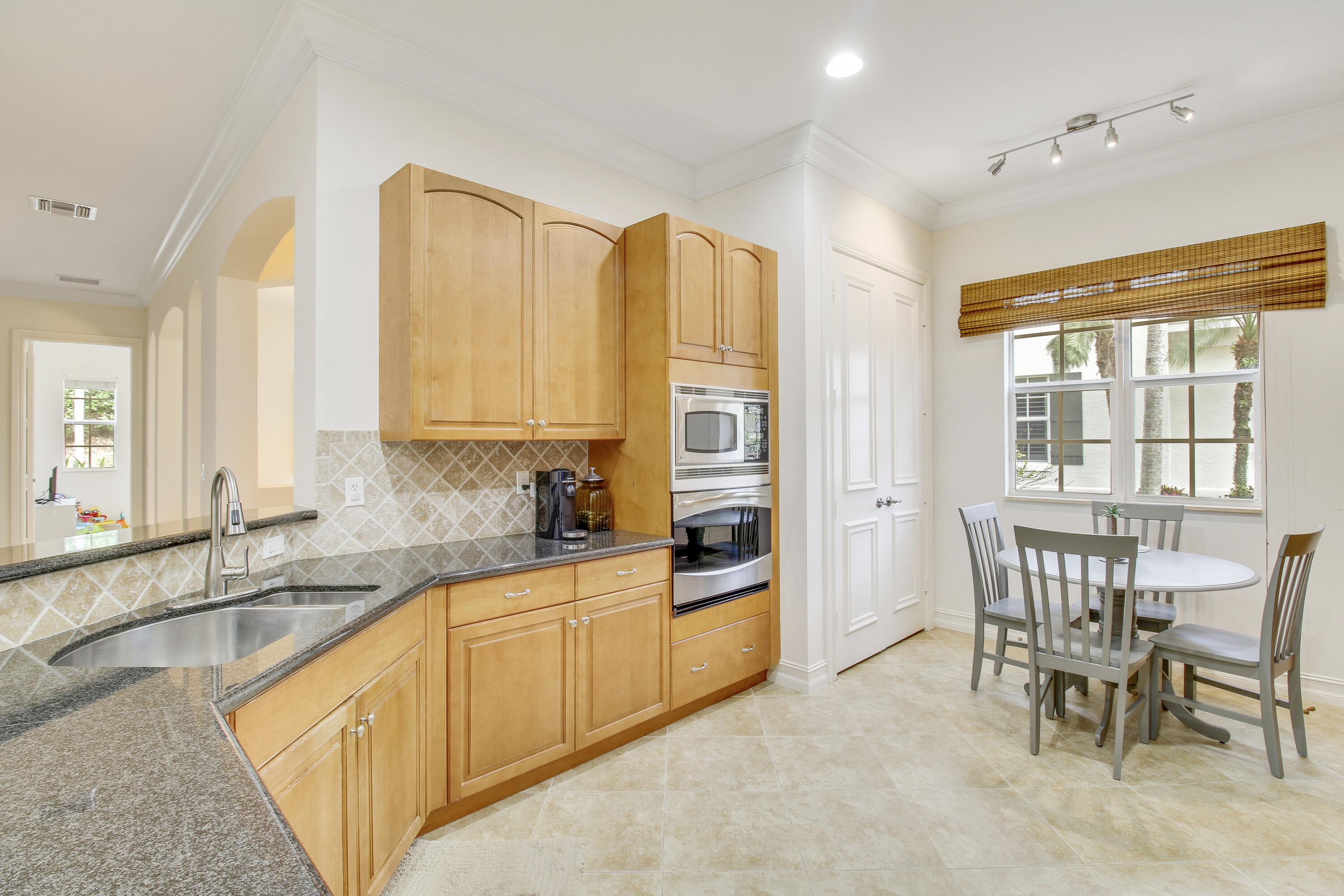 349 Chambord Terrace