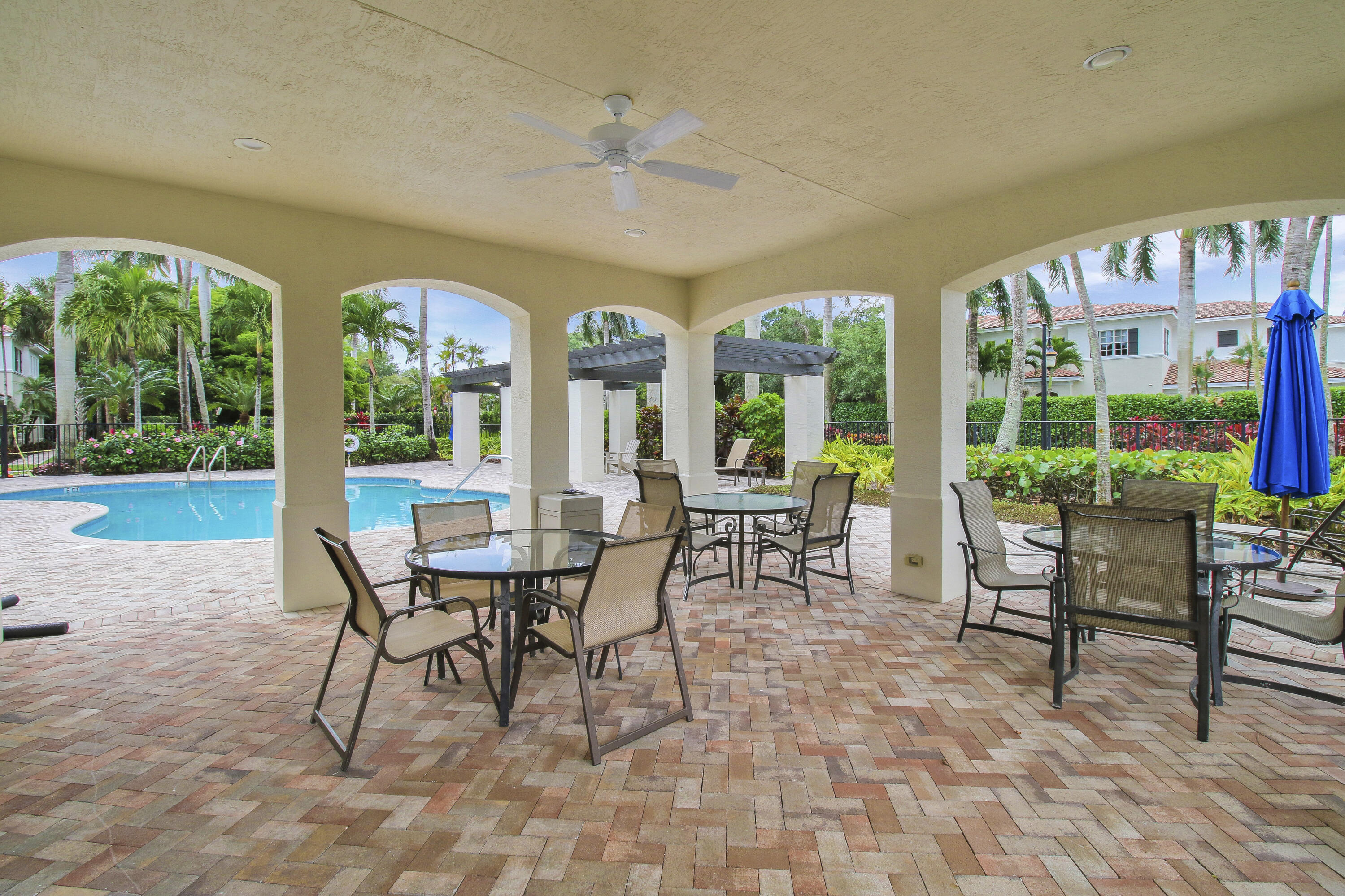 349 Chambord Terrace