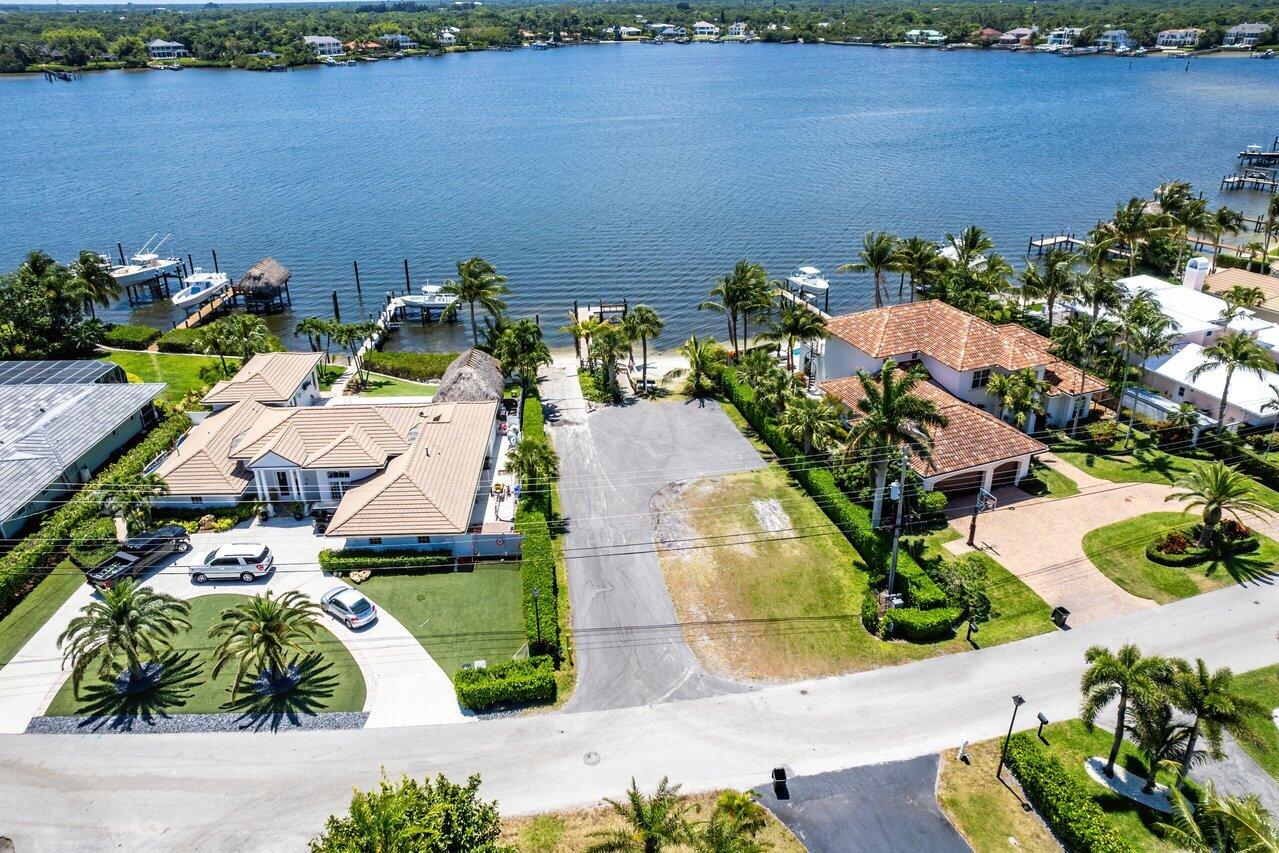 60 Yacht Club Place