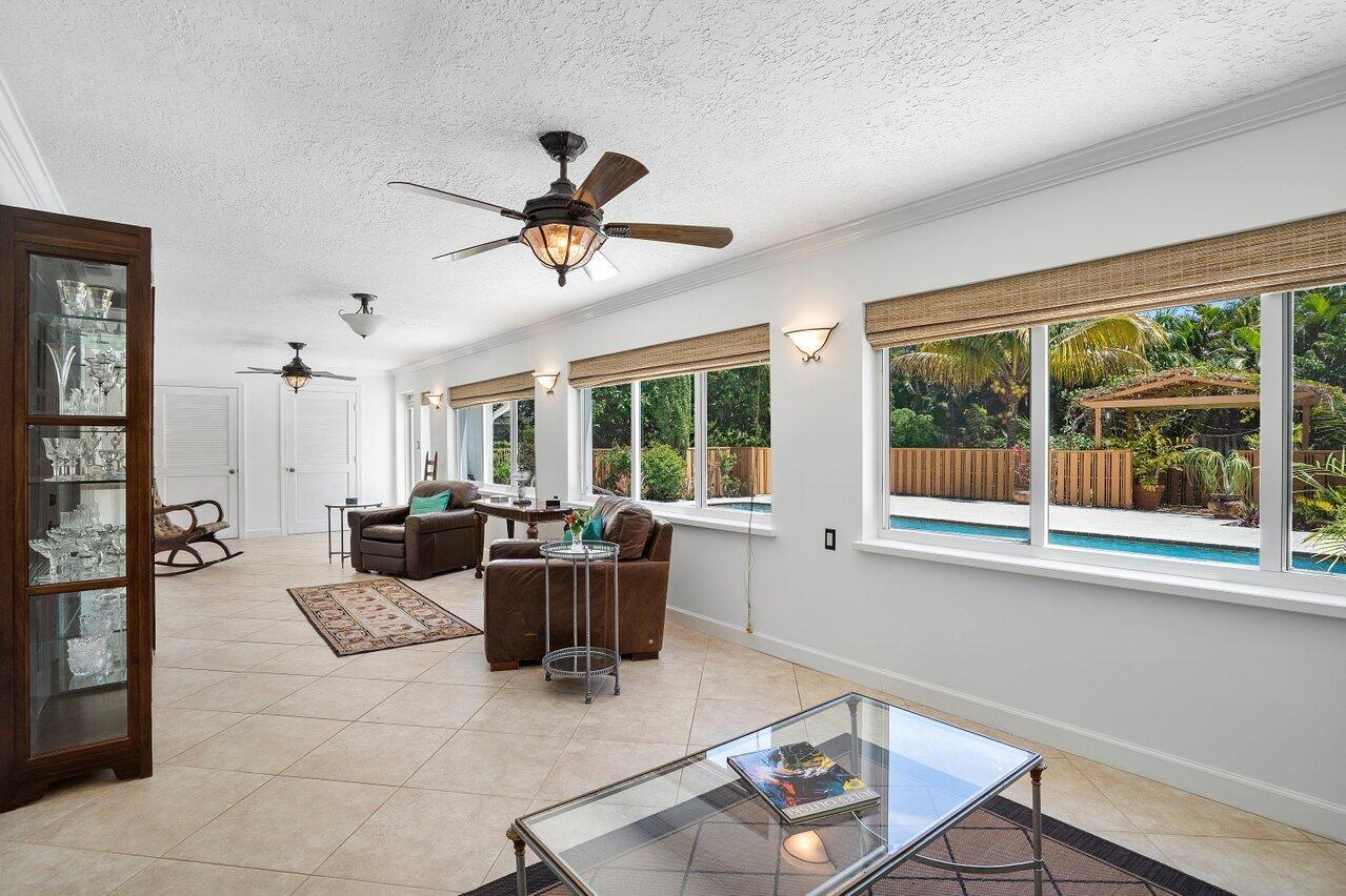 60 Yacht Club Place