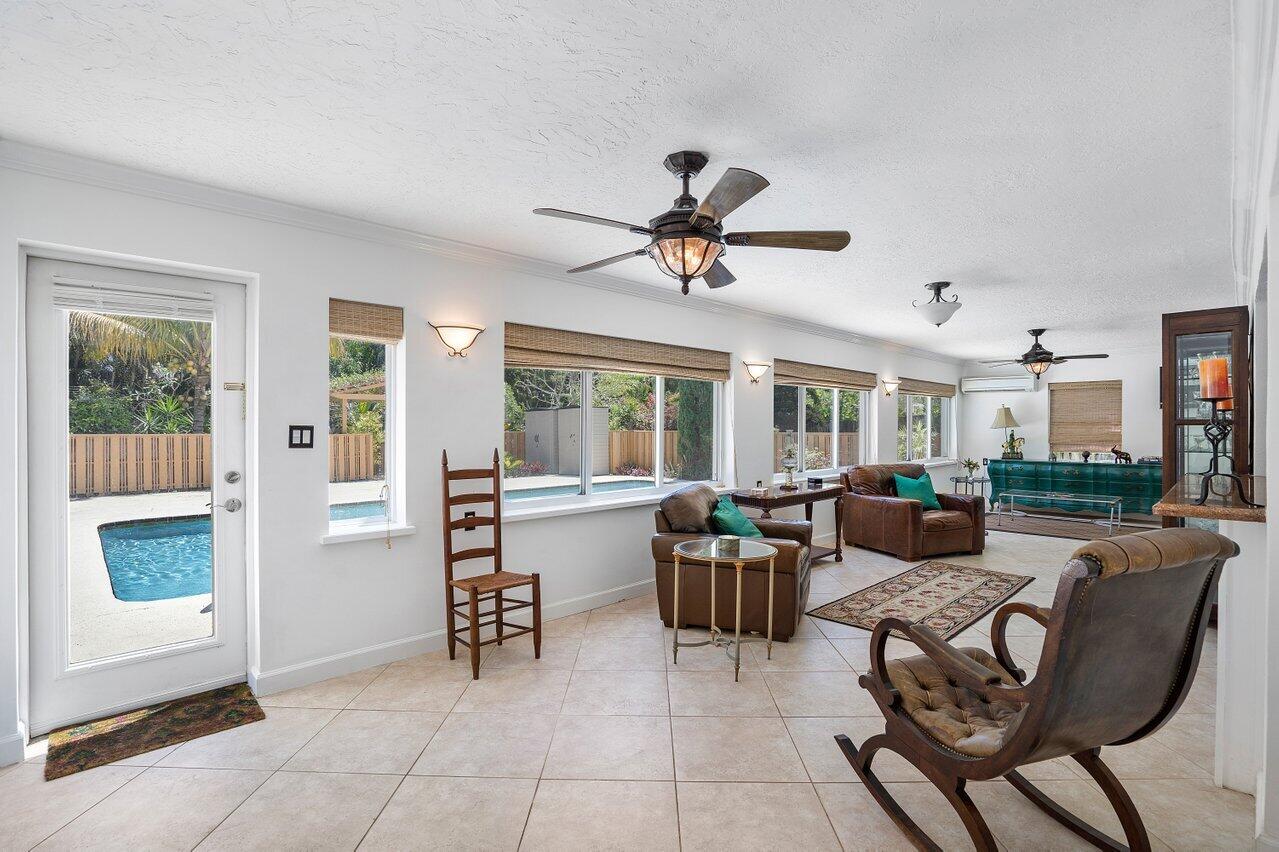 60 Yacht Club Place