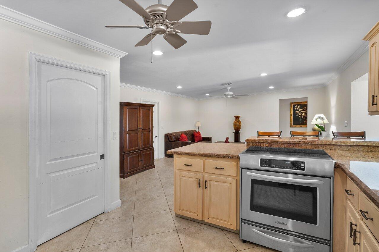 60 Yacht Club Place