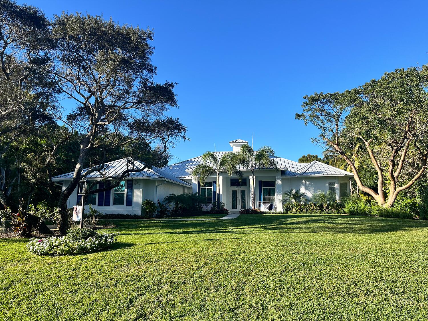 6373 Fox Run Circle