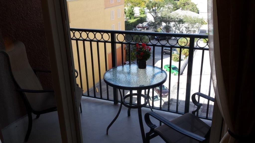 600 S Dixie Highway 656