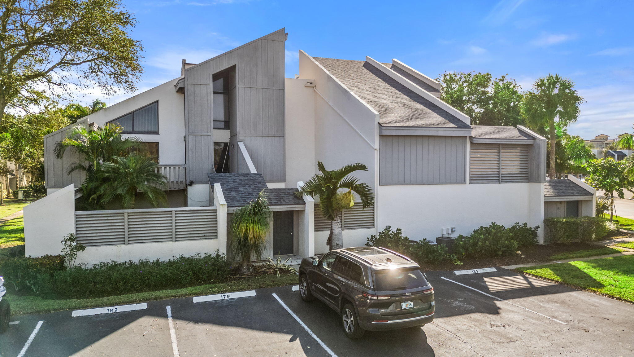 1605 S Us Highway 1 1a