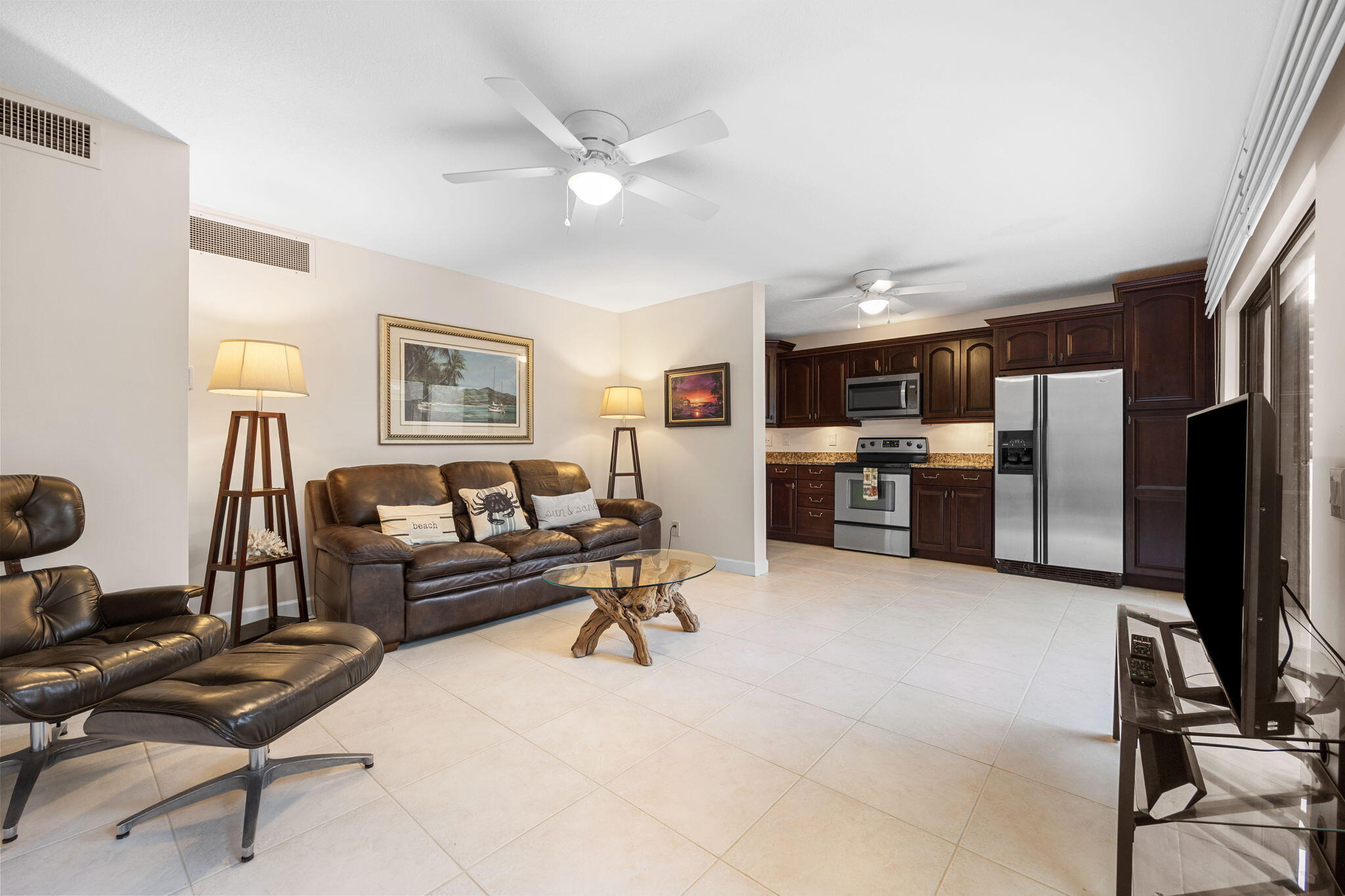 1605 S Us Highway 1 1a