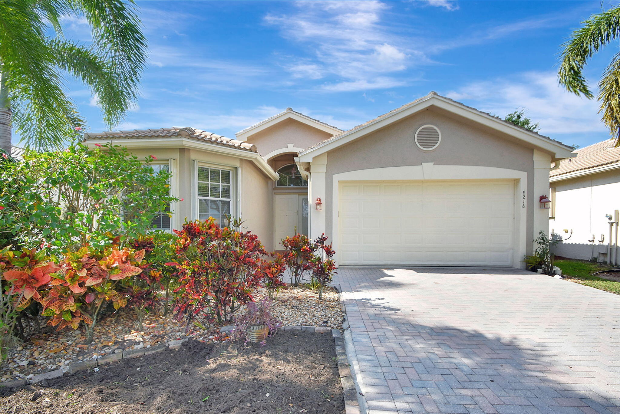 8218 Sandpiper Glen Drive
