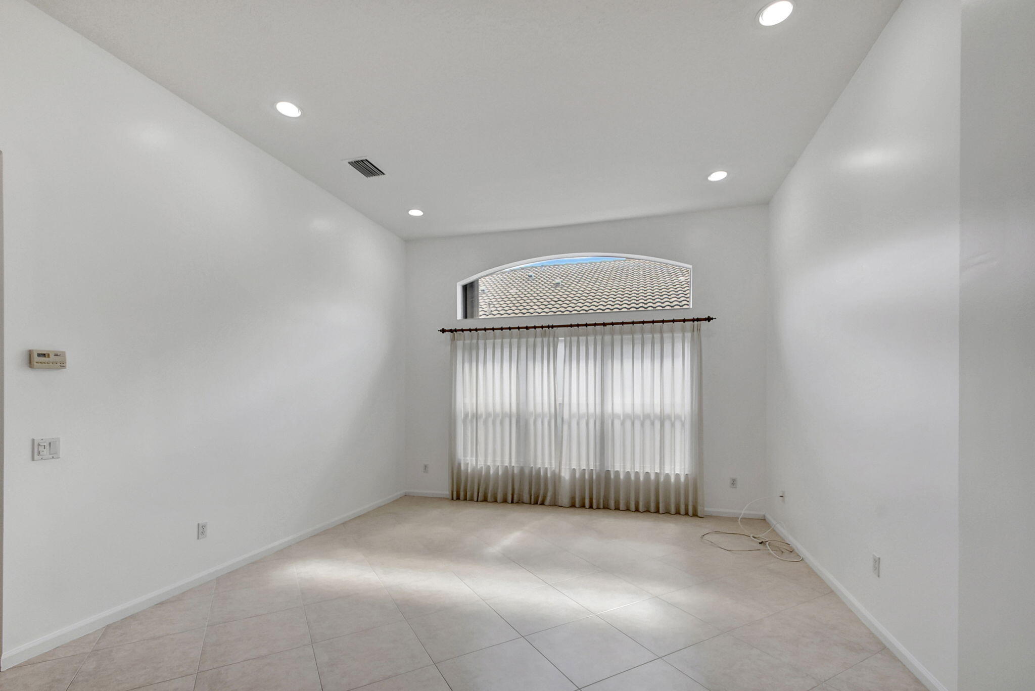 8218 Sandpiper Glen Drive