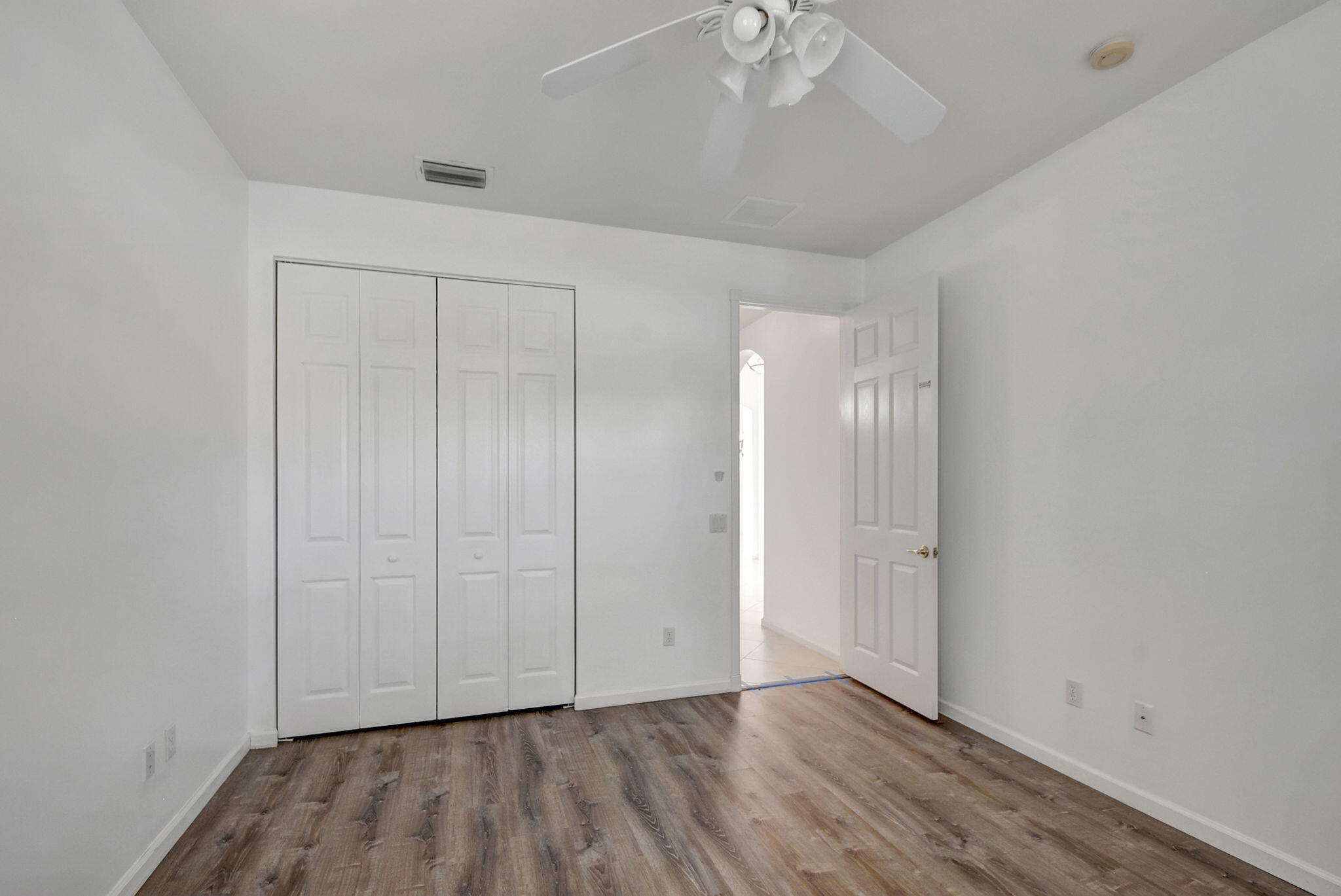 8218 Sandpiper Glen Drive