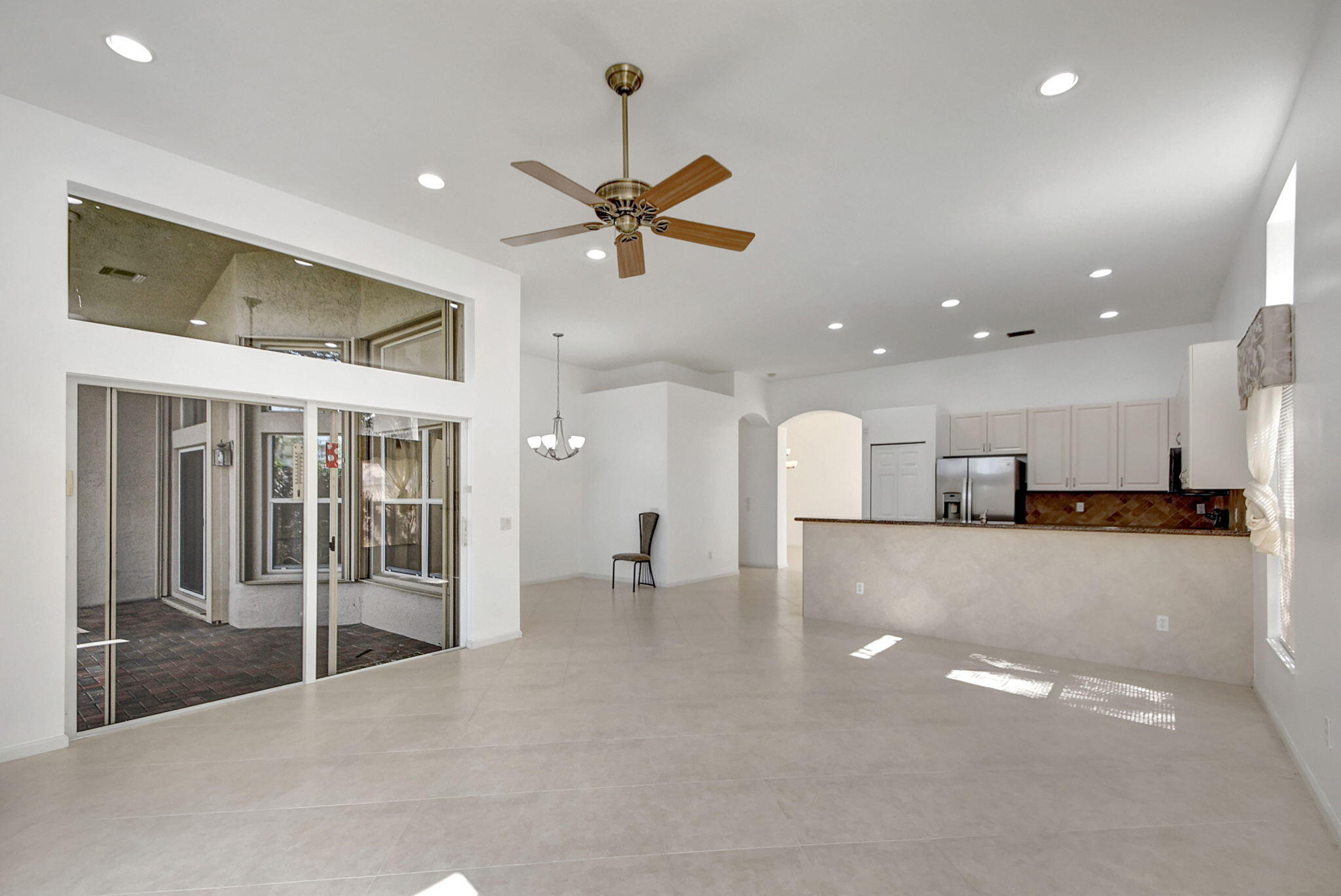 8218 Sandpiper Glen Drive