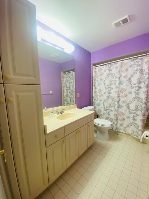 6303 SE Williamsburg Drive 101