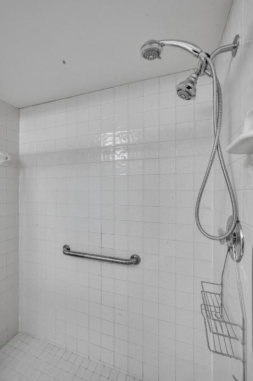 6303 SE Williamsburg Drive 101