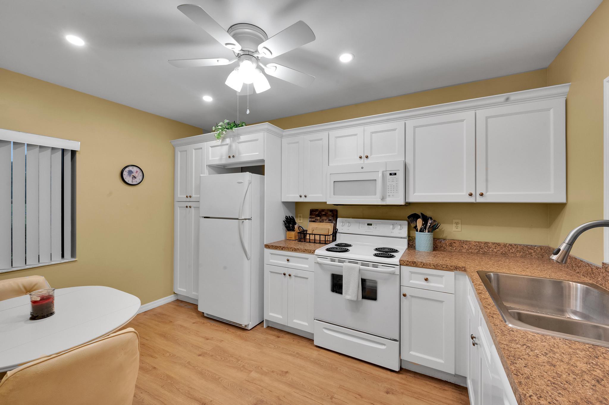 6303 SE Williamsburg Drive 101