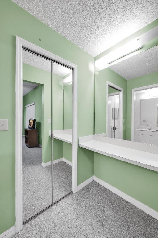 6303 SE Williamsburg Drive 101