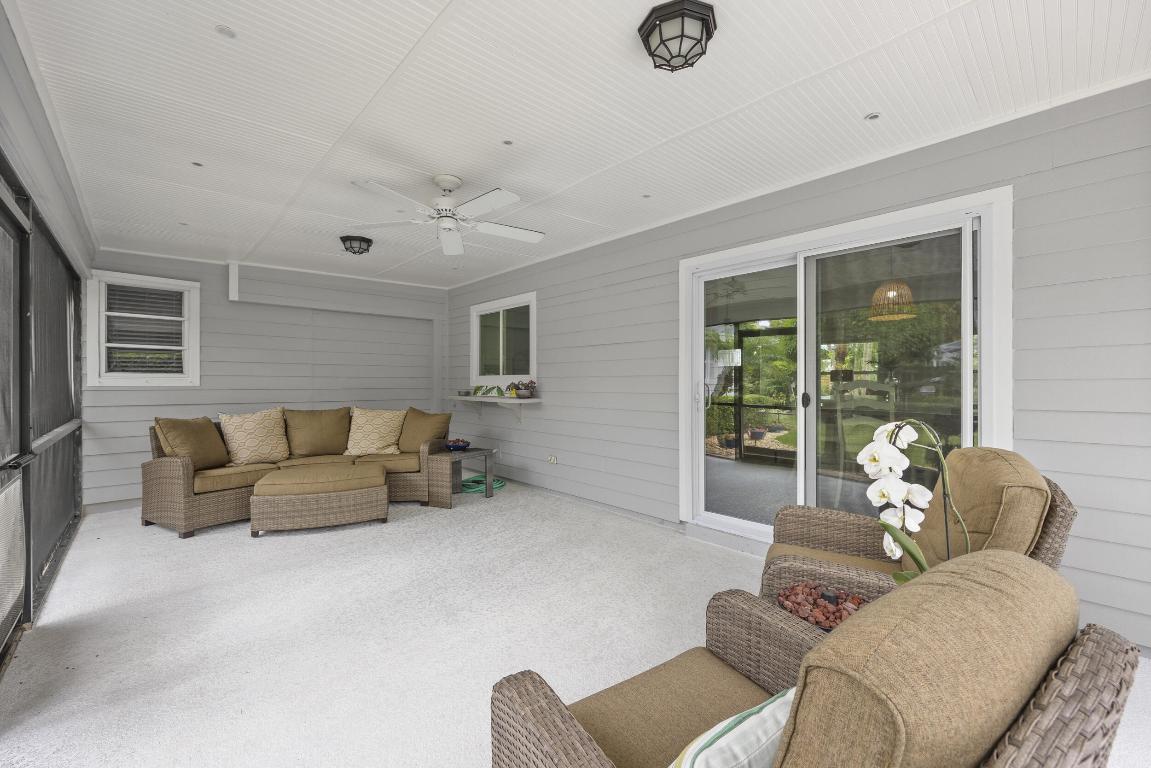 10 SE Splitrail Circle