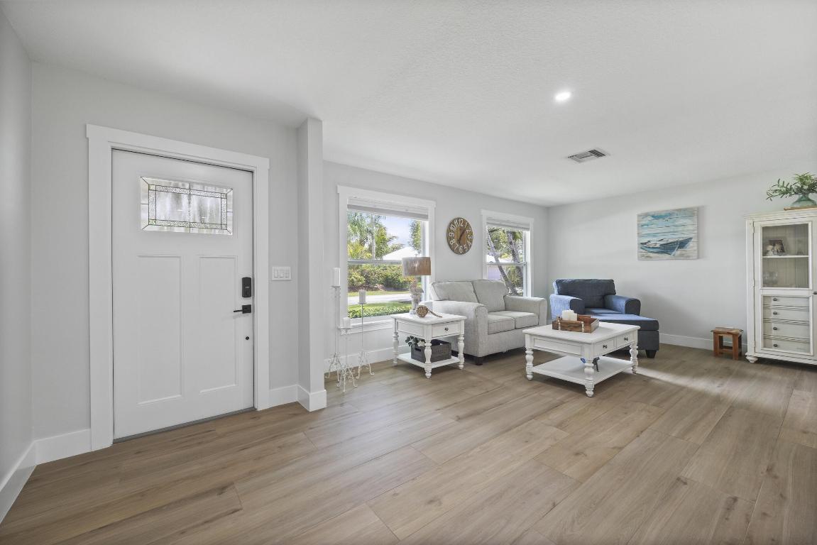 10 SE Splitrail Circle