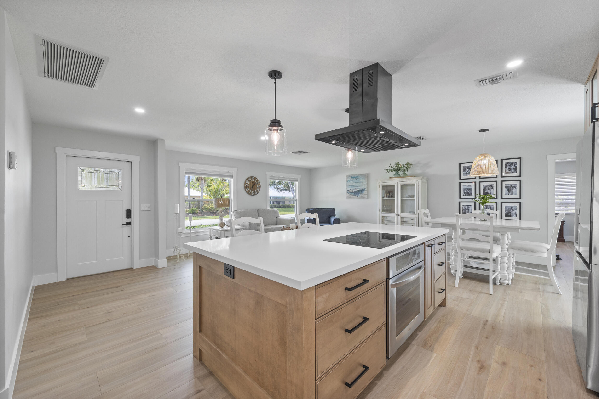 10 SE Splitrail Circle