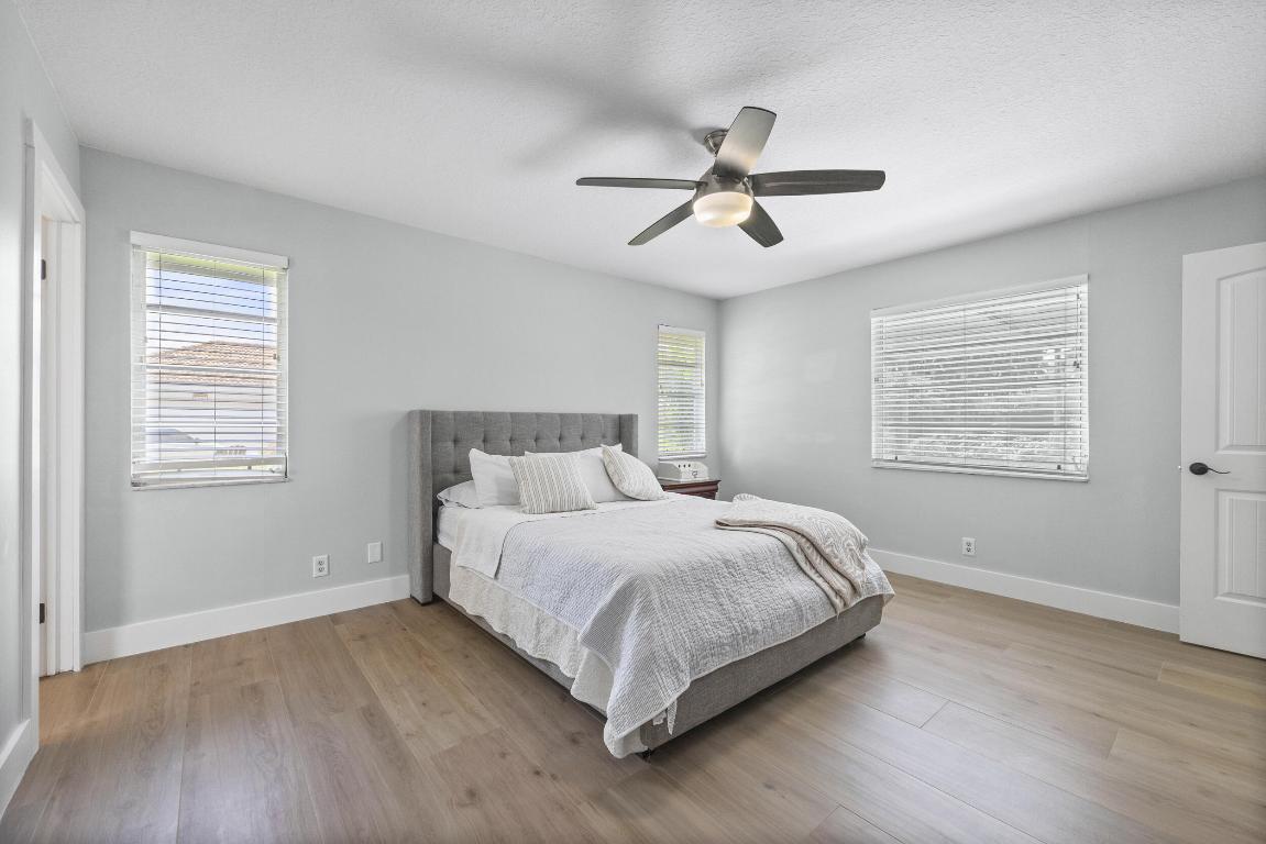 10 SE Splitrail Circle