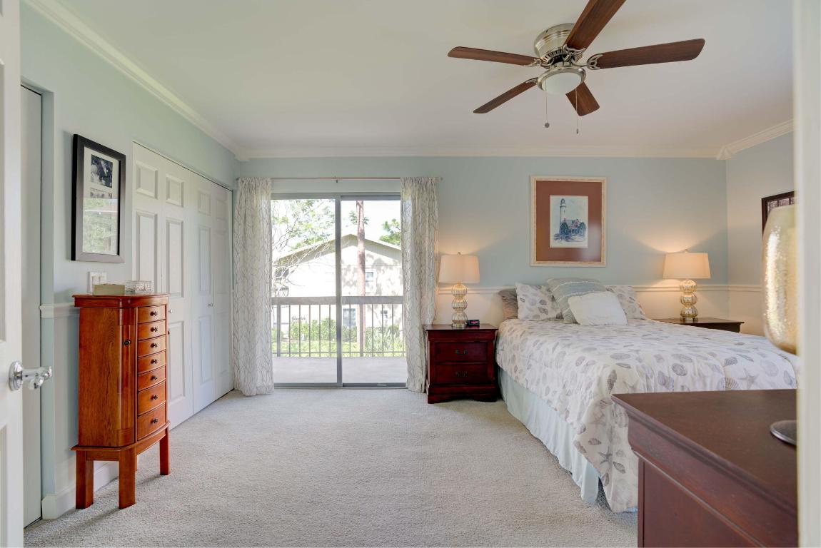 18580 SE Wood Haven Lane L