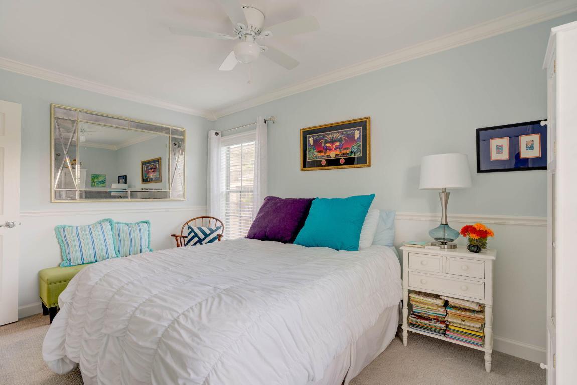 18580 SE Wood Haven Lane L