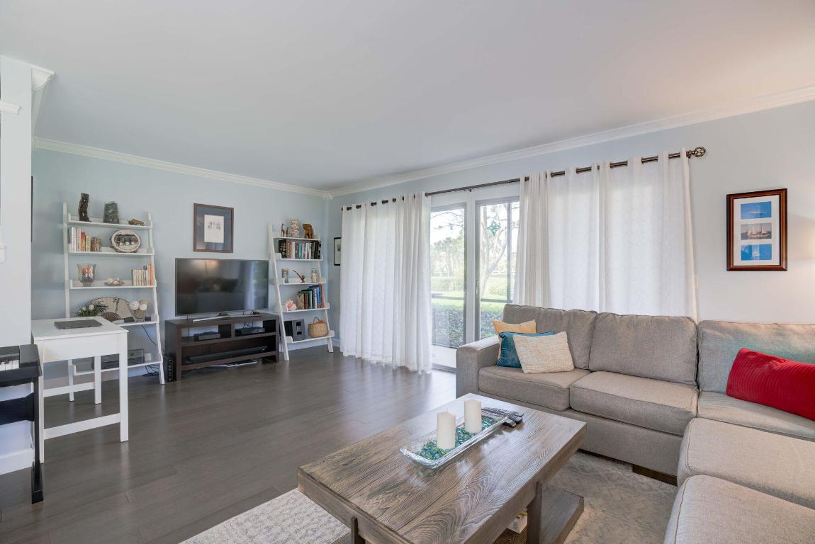 18580 SE Wood Haven Lane L