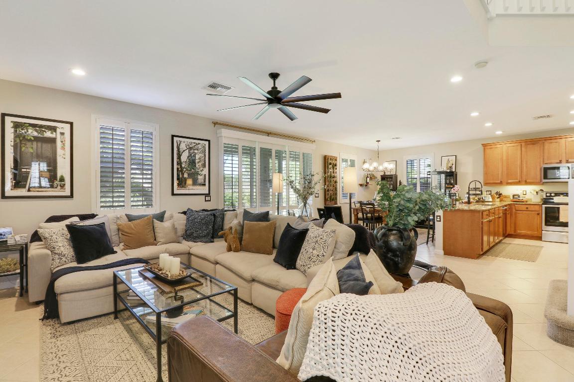 7894 SE Heritage Boulevard