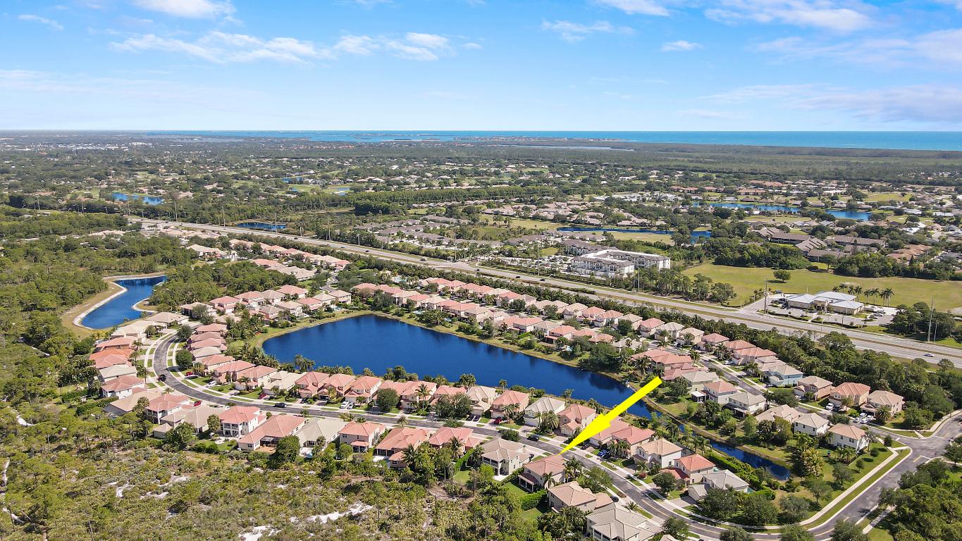 7894 SE Heritage Boulevard