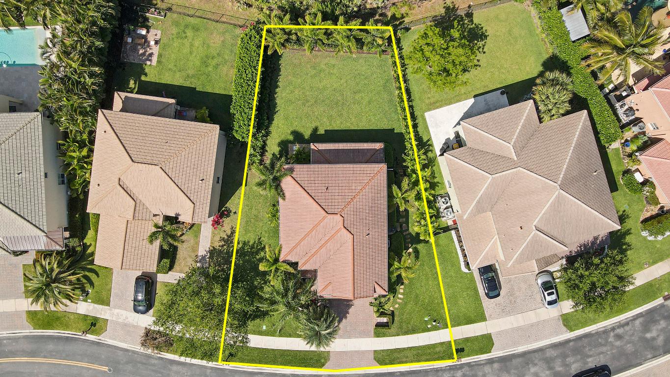 7894 SE Heritage Boulevard