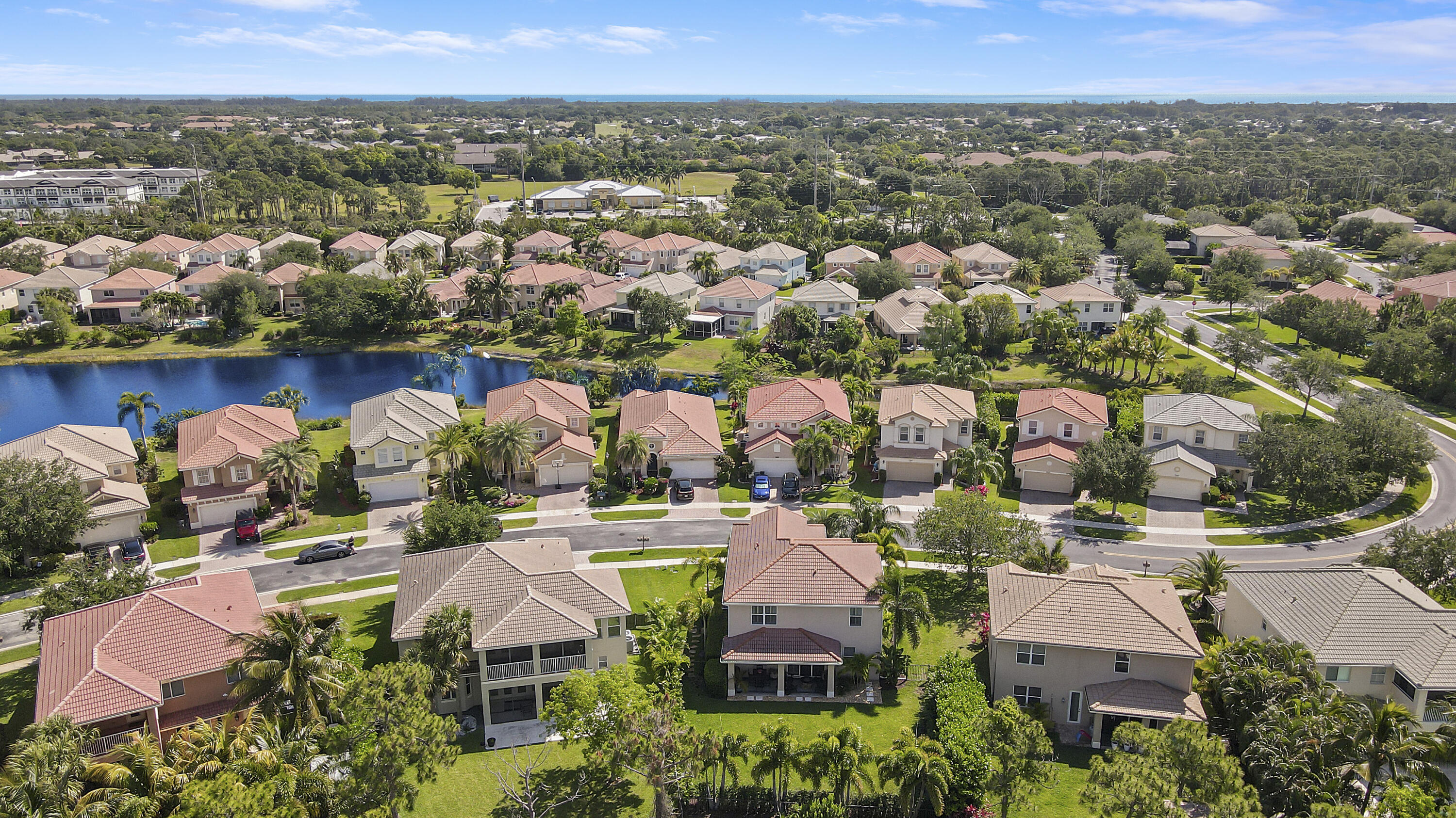 7894 SE Heritage Boulevard