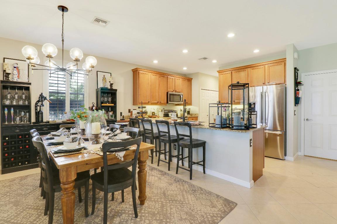 7894 SE Heritage Boulevard