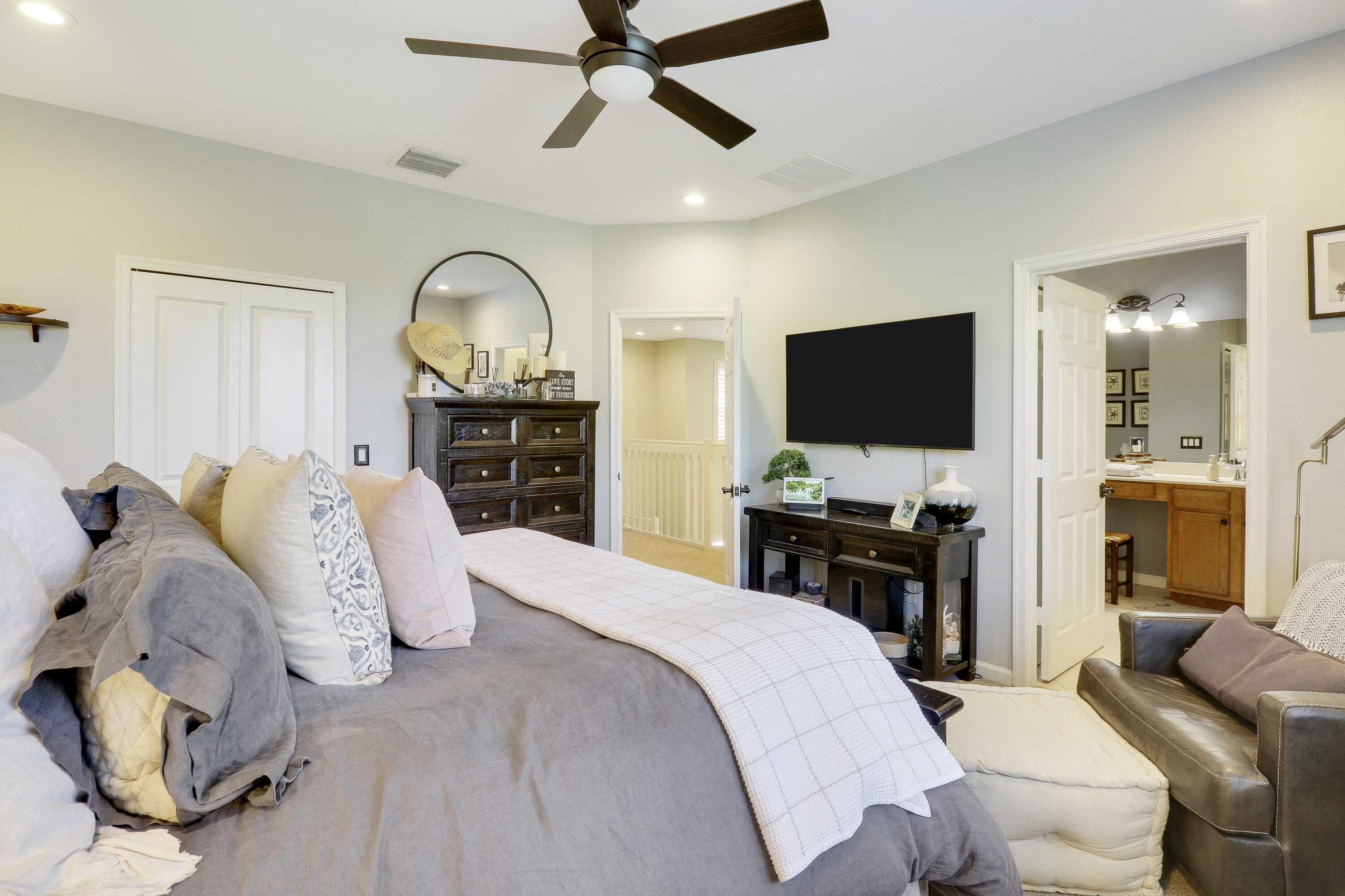 7894 SE Heritage Boulevard