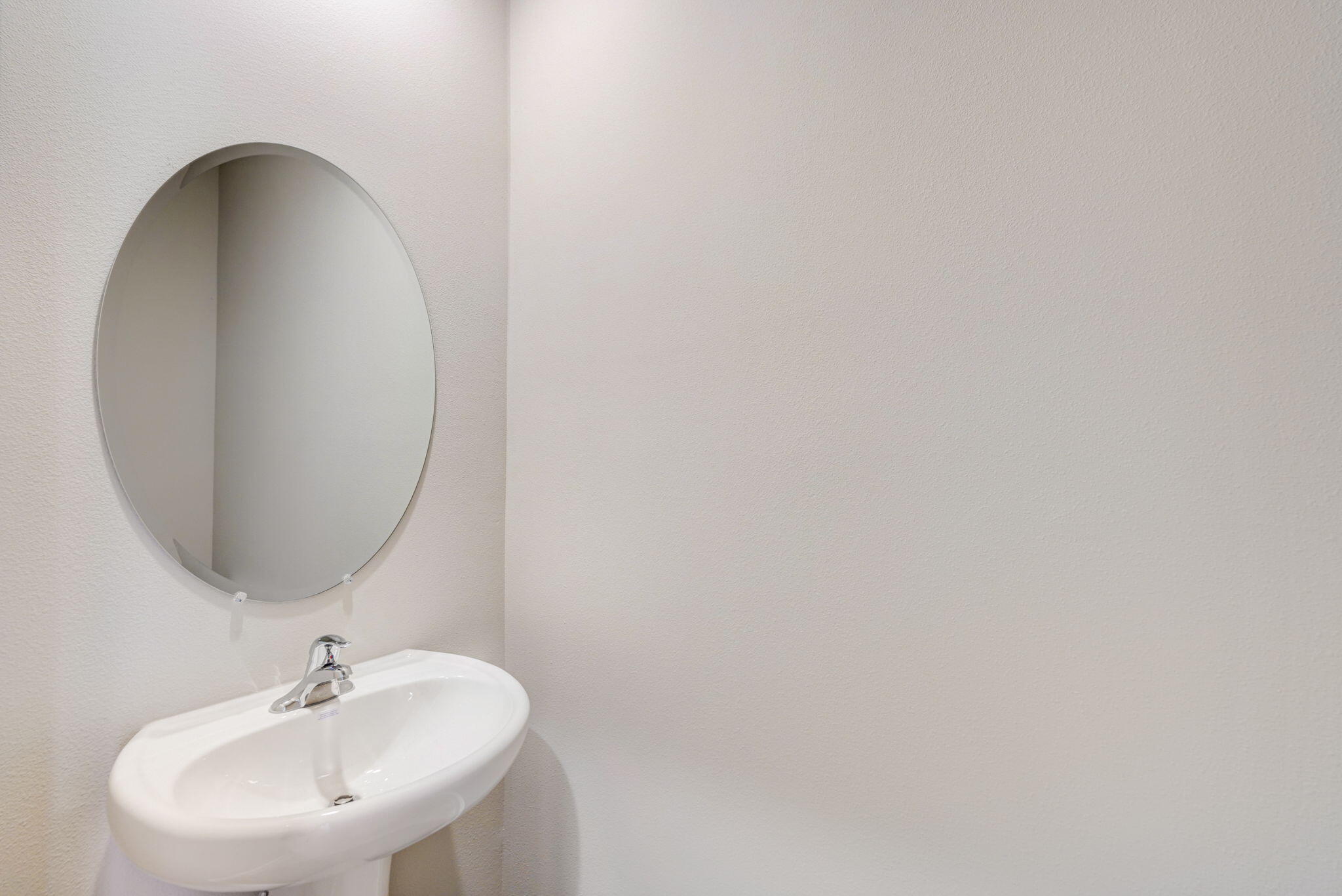 5720 SE Edgewater Circle