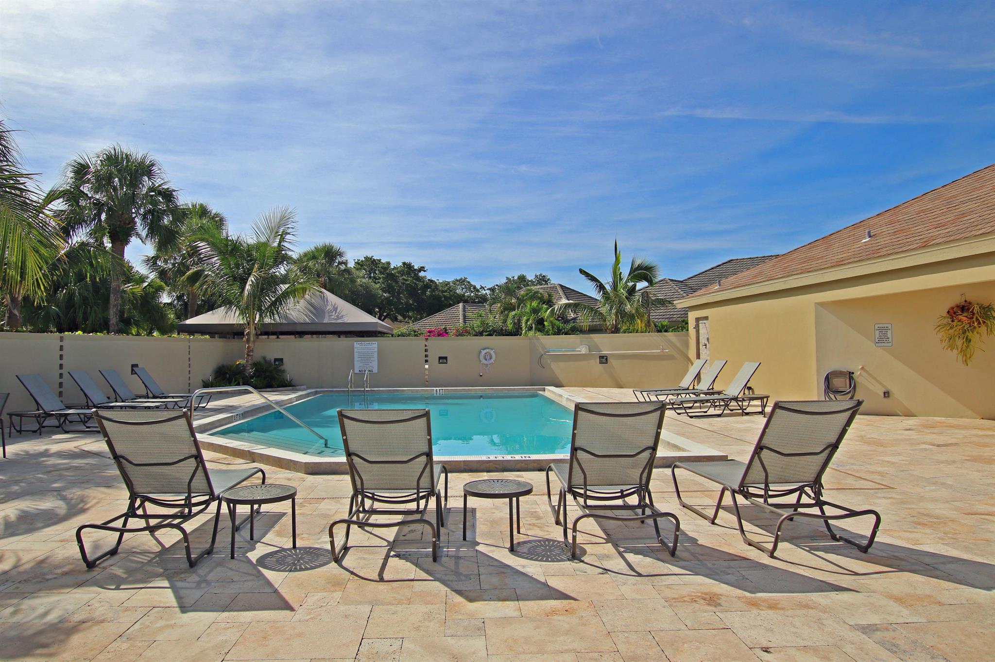 13057 SE Green Turtle Way