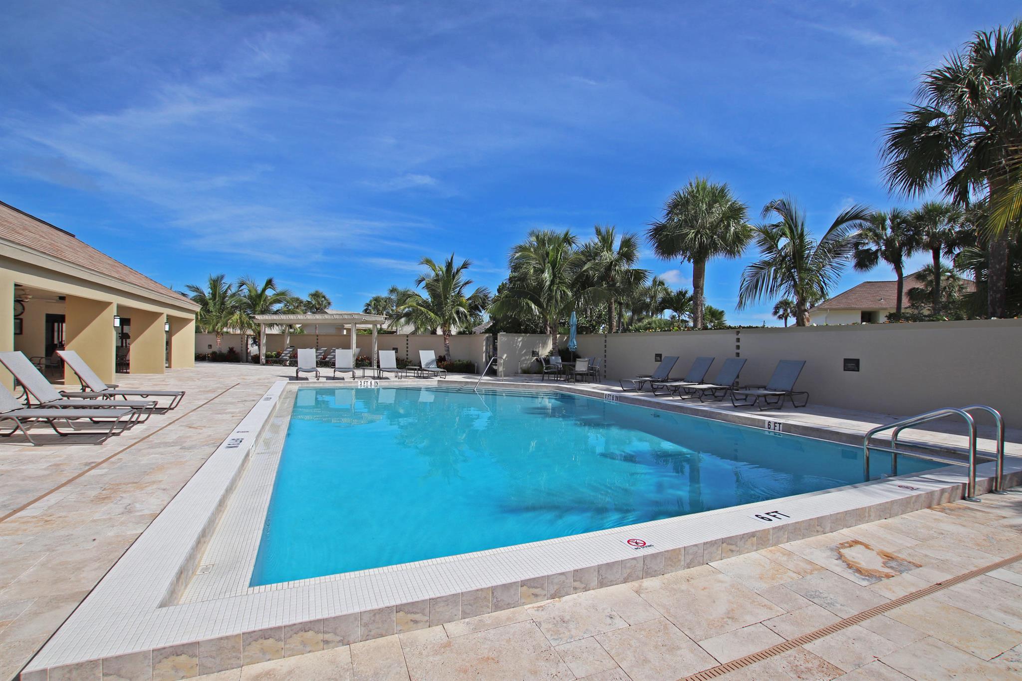 13057 SE Green Turtle Way