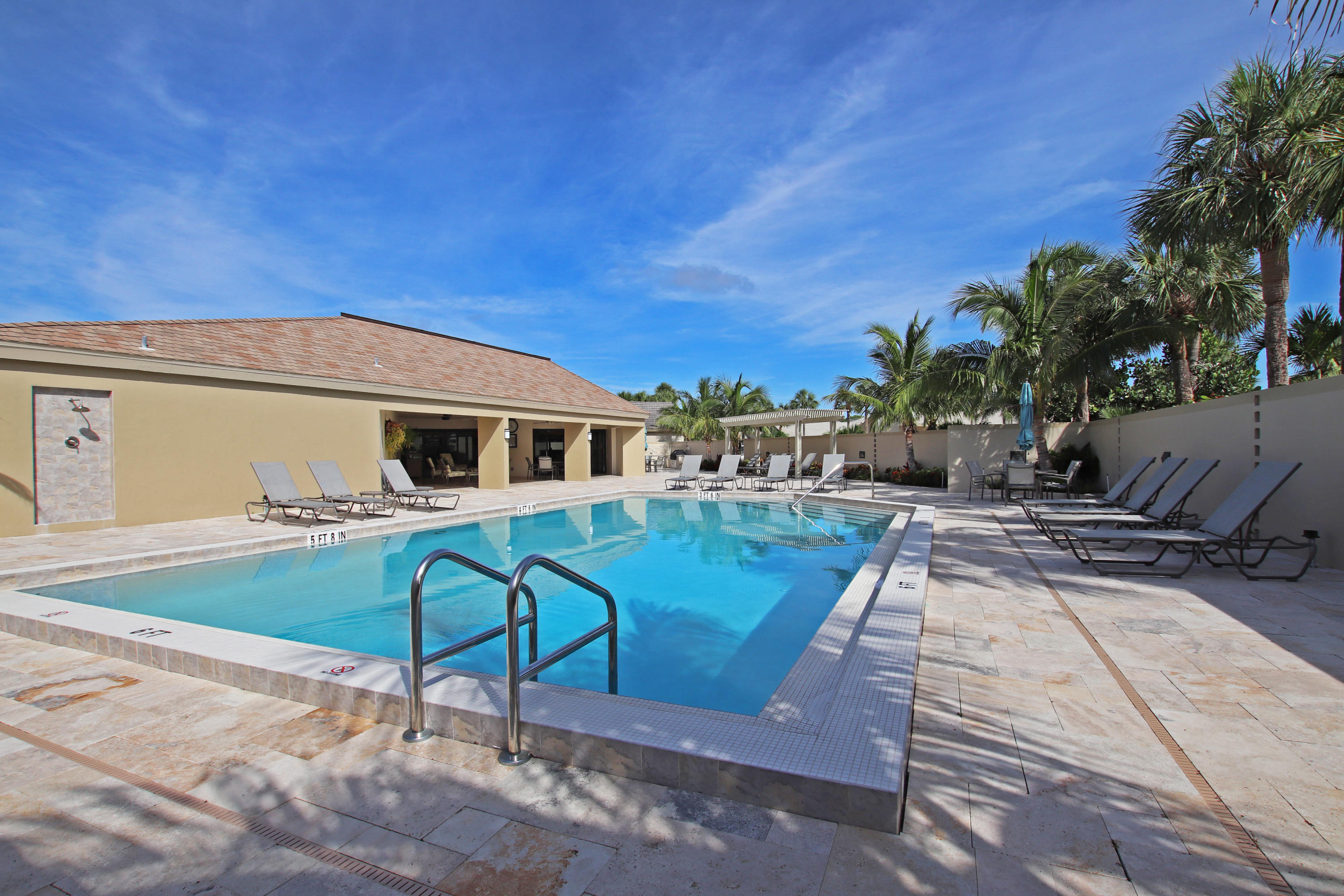 13057 SE Green Turtle Way