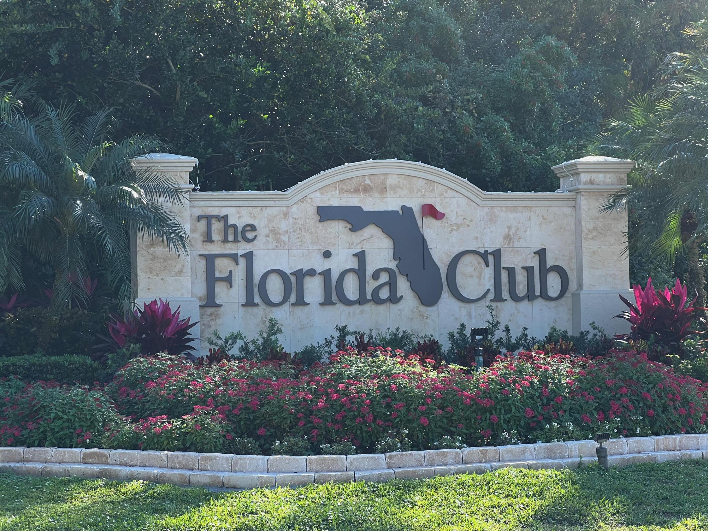 822 SW Blue Stem Way