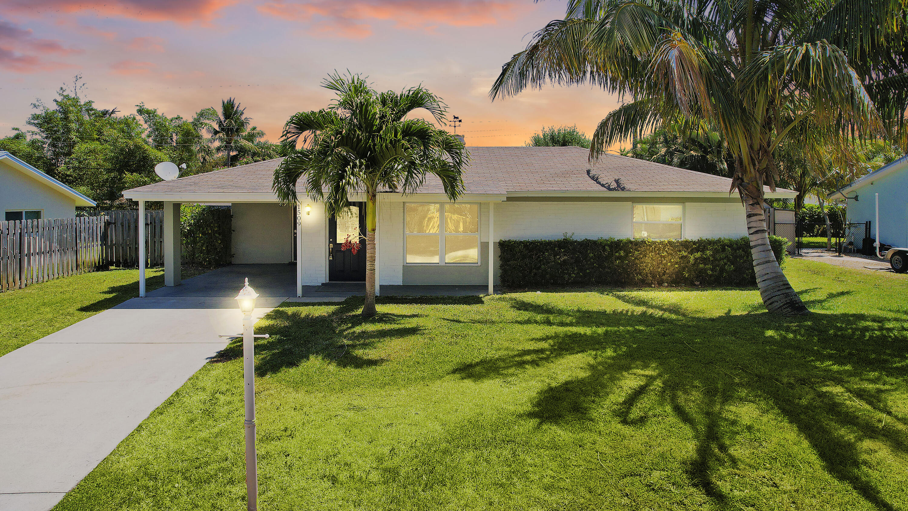 1509 Venus Avenue