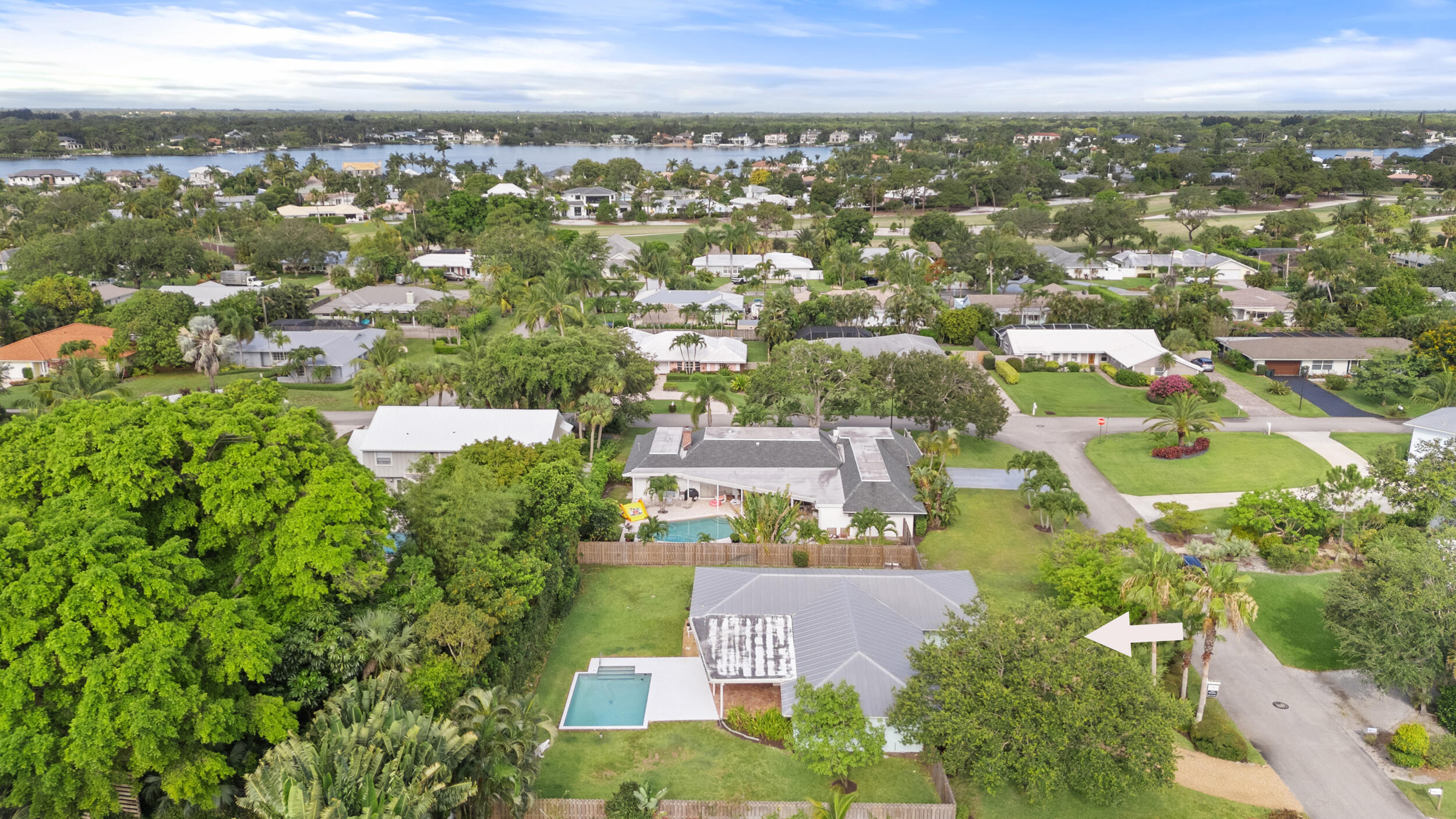 8 Palmetto Way
