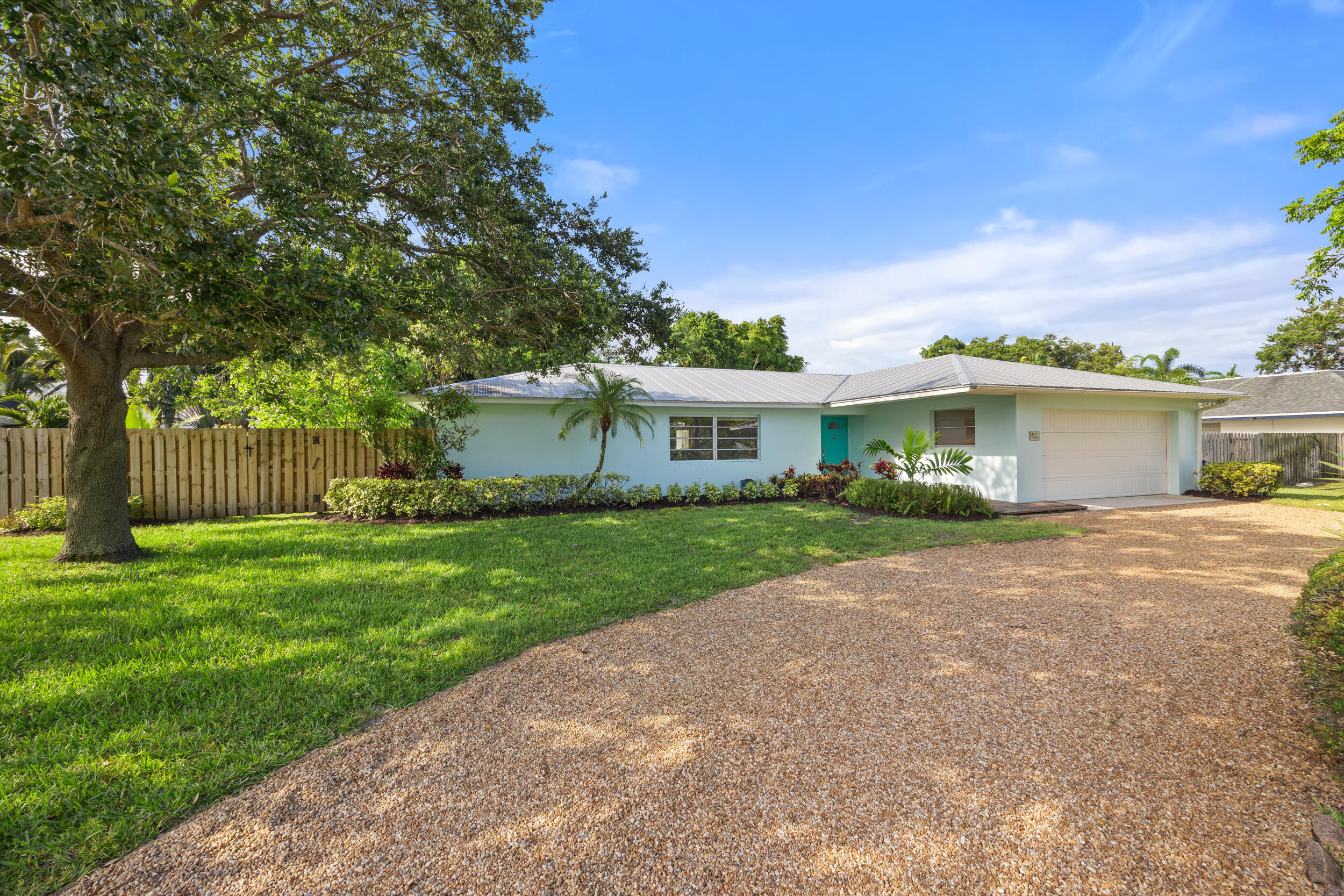 8 Palmetto Way