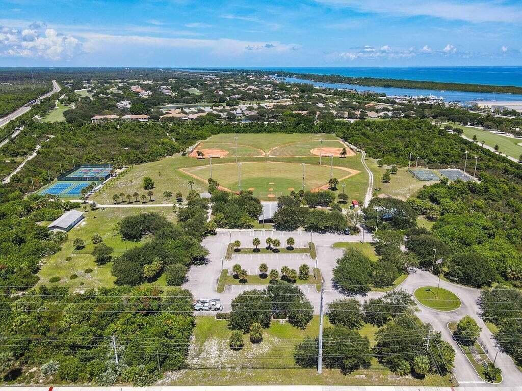 3900 County Line Road 22b