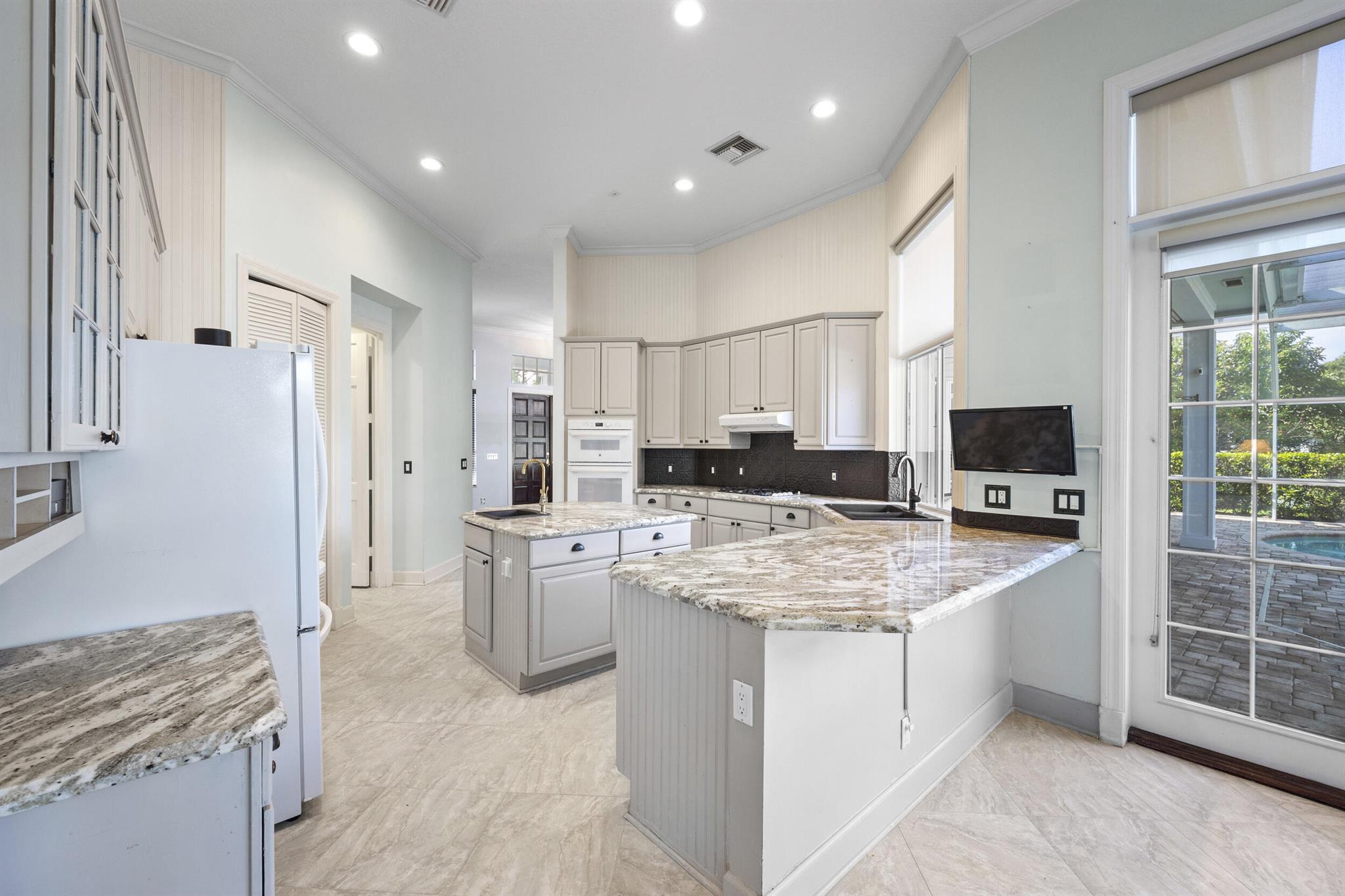 10732 SE River Ridge Court