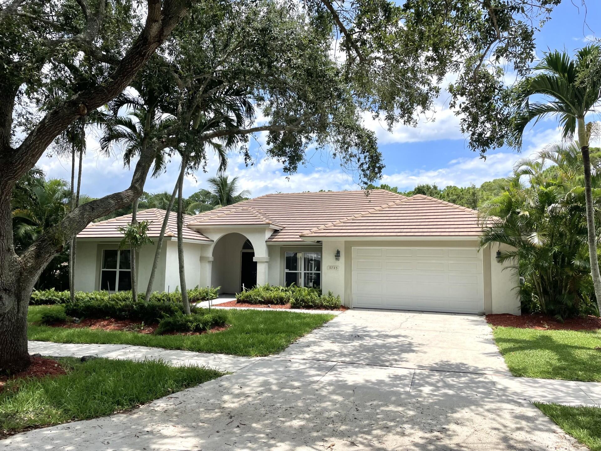 9745 SE Landing Place