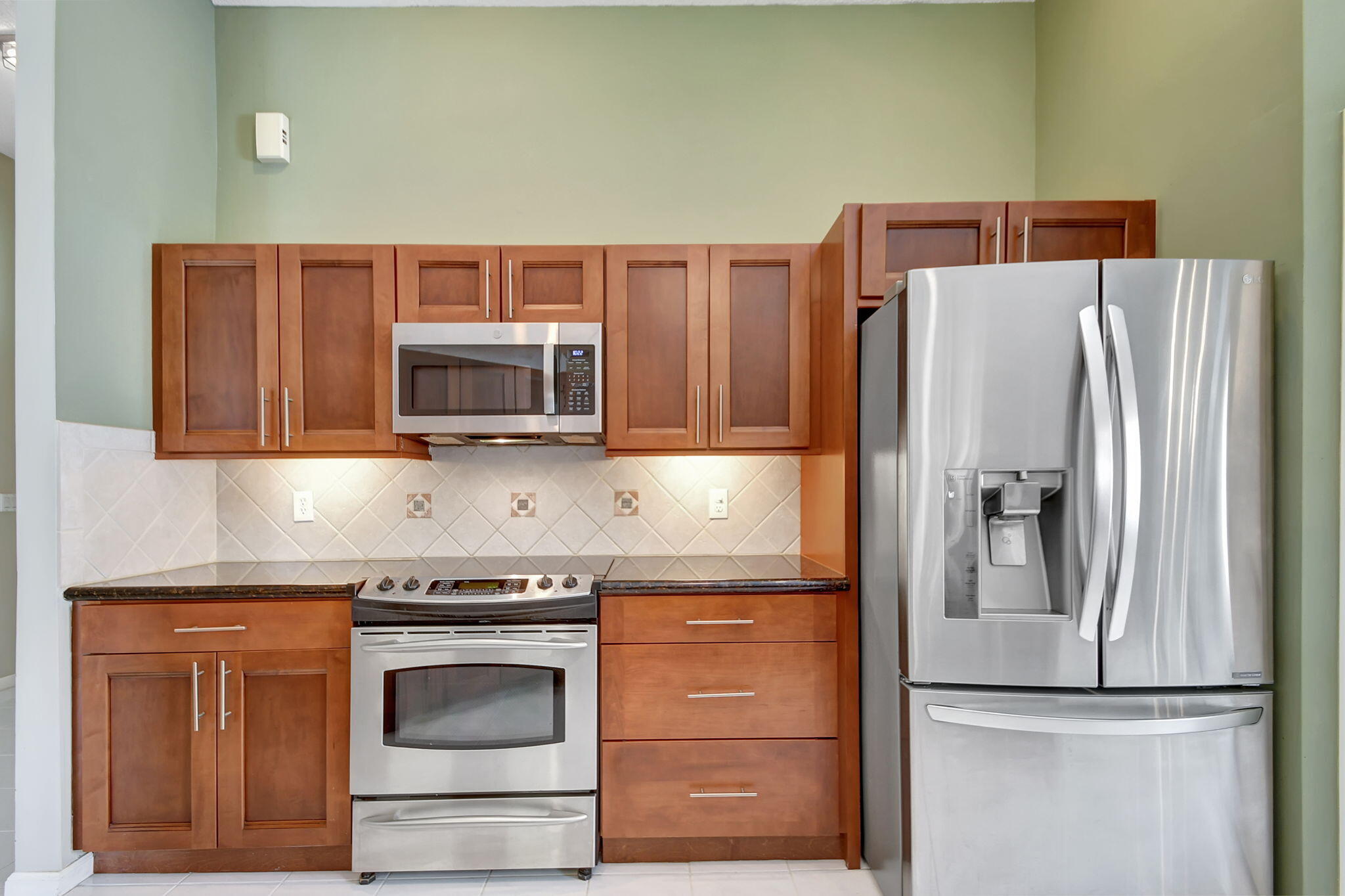 5930 Newport Village Way