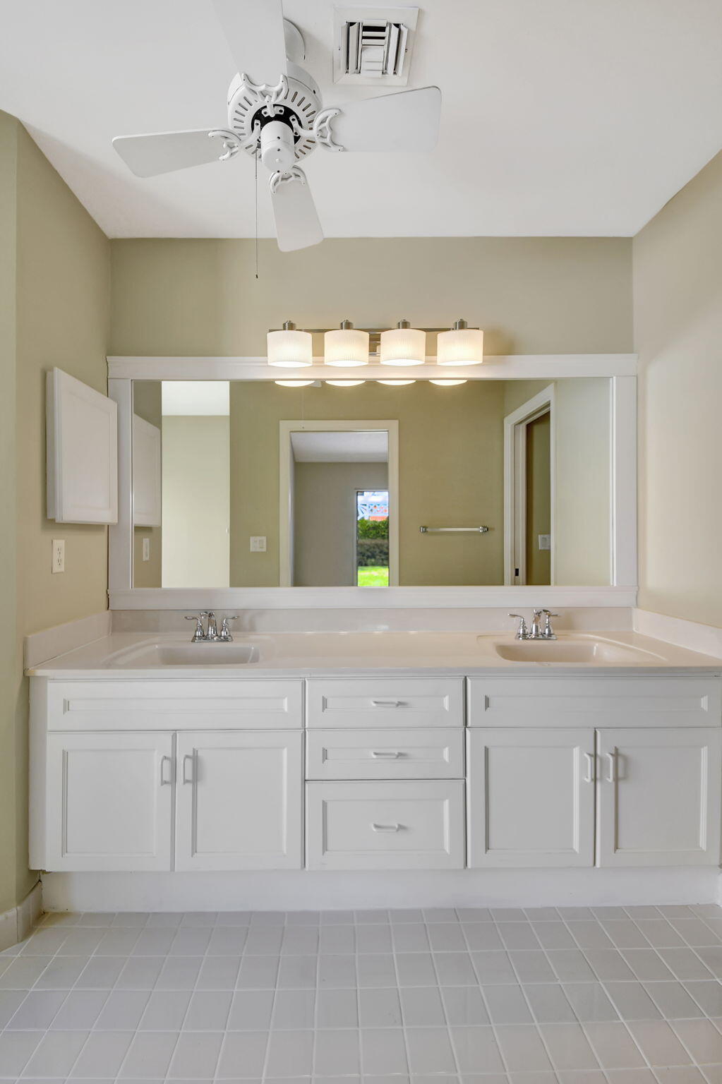 5930 Newport Village Way