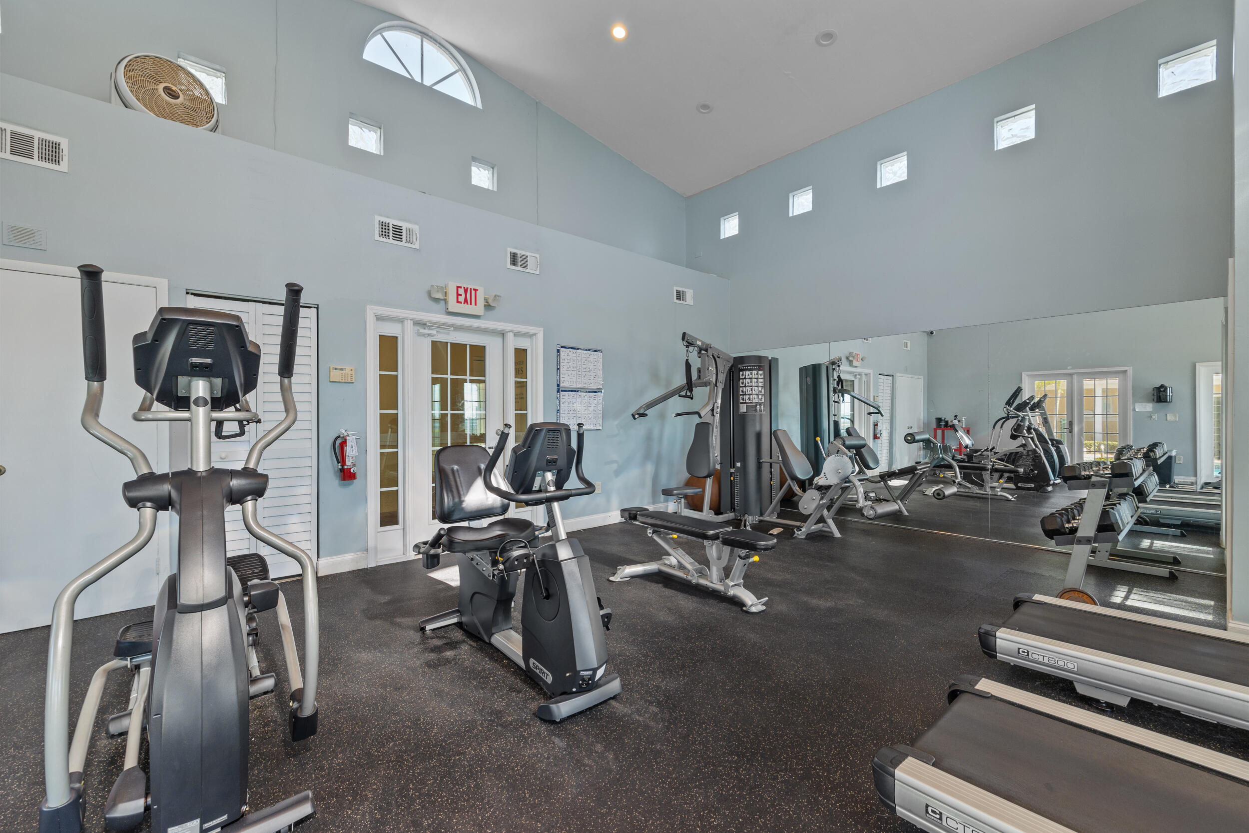 1050 Lake Shore Drive 202