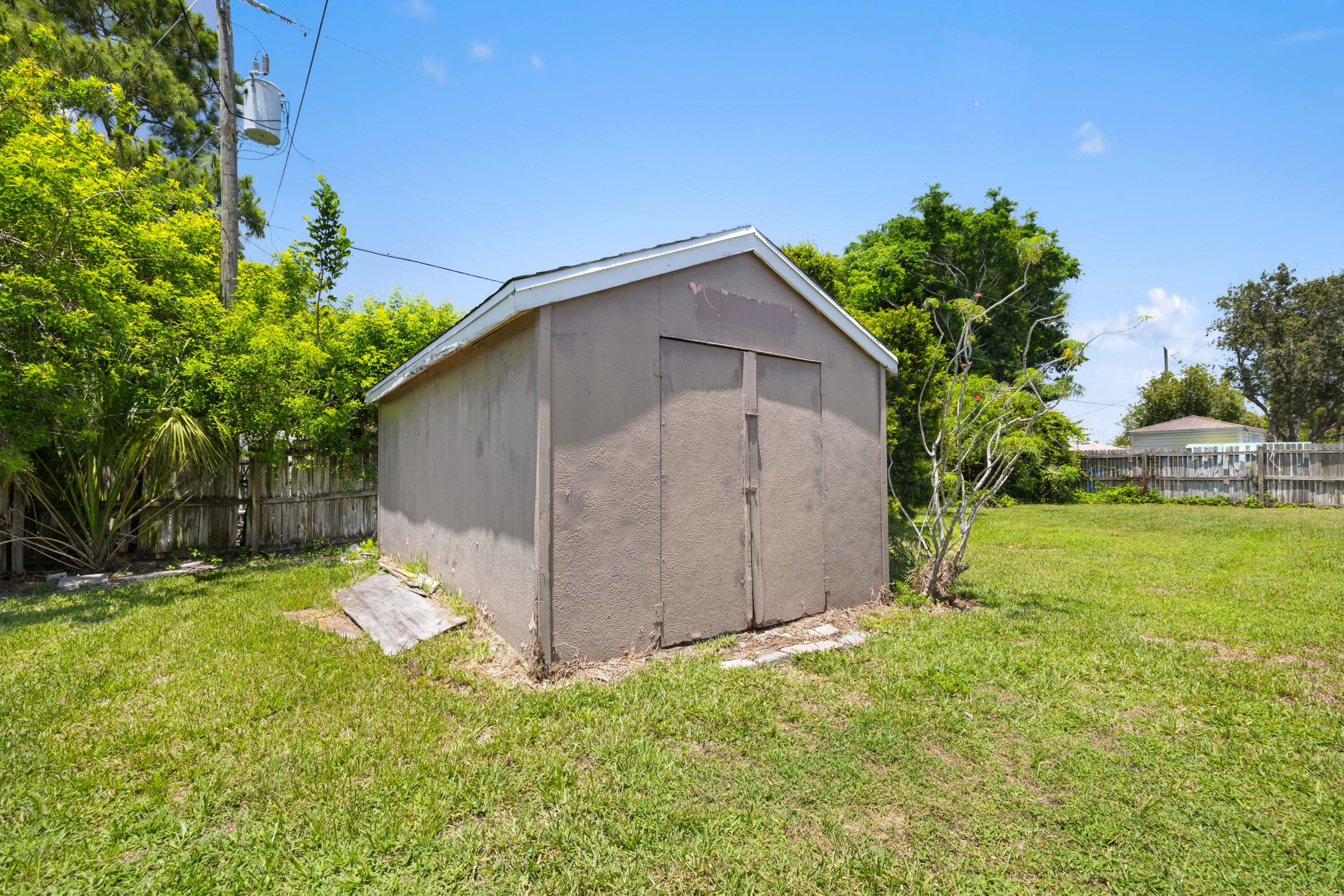 2409 SE Rival Avenue, Port St. Lucie