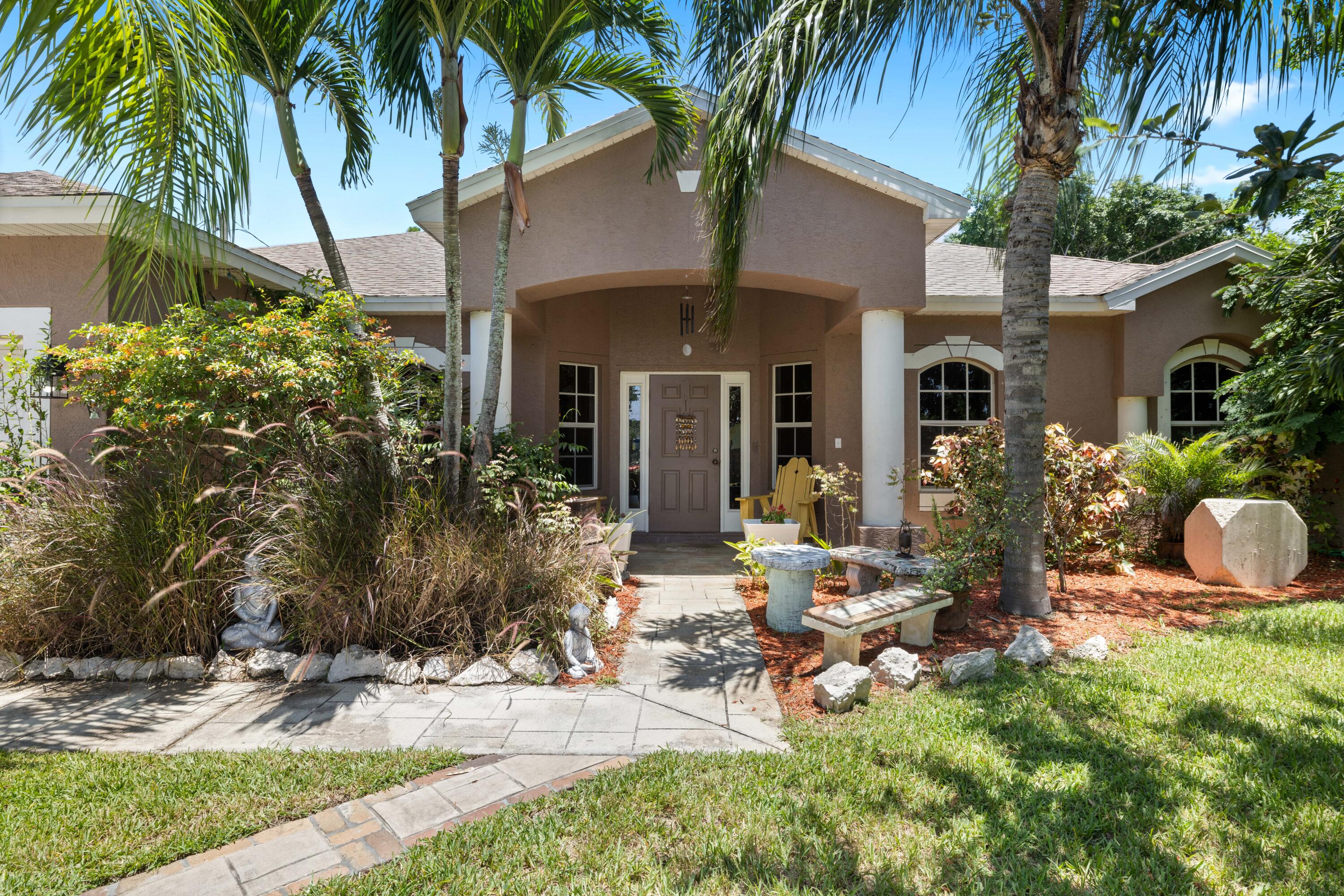 2409 SE Rival Avenue, Port St. Lucie