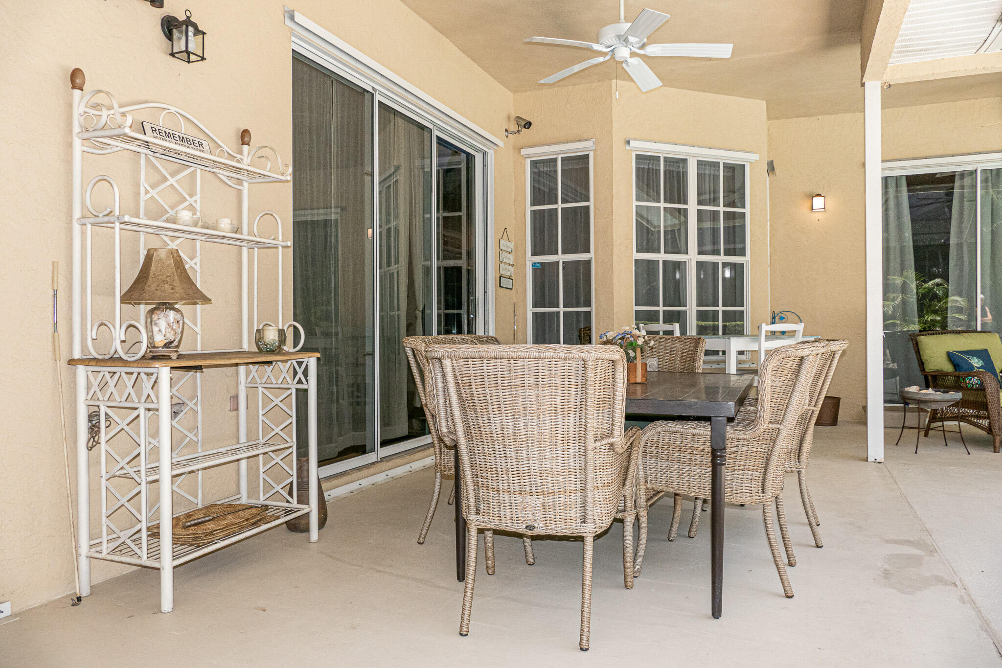 2119 SW Danforth Circle